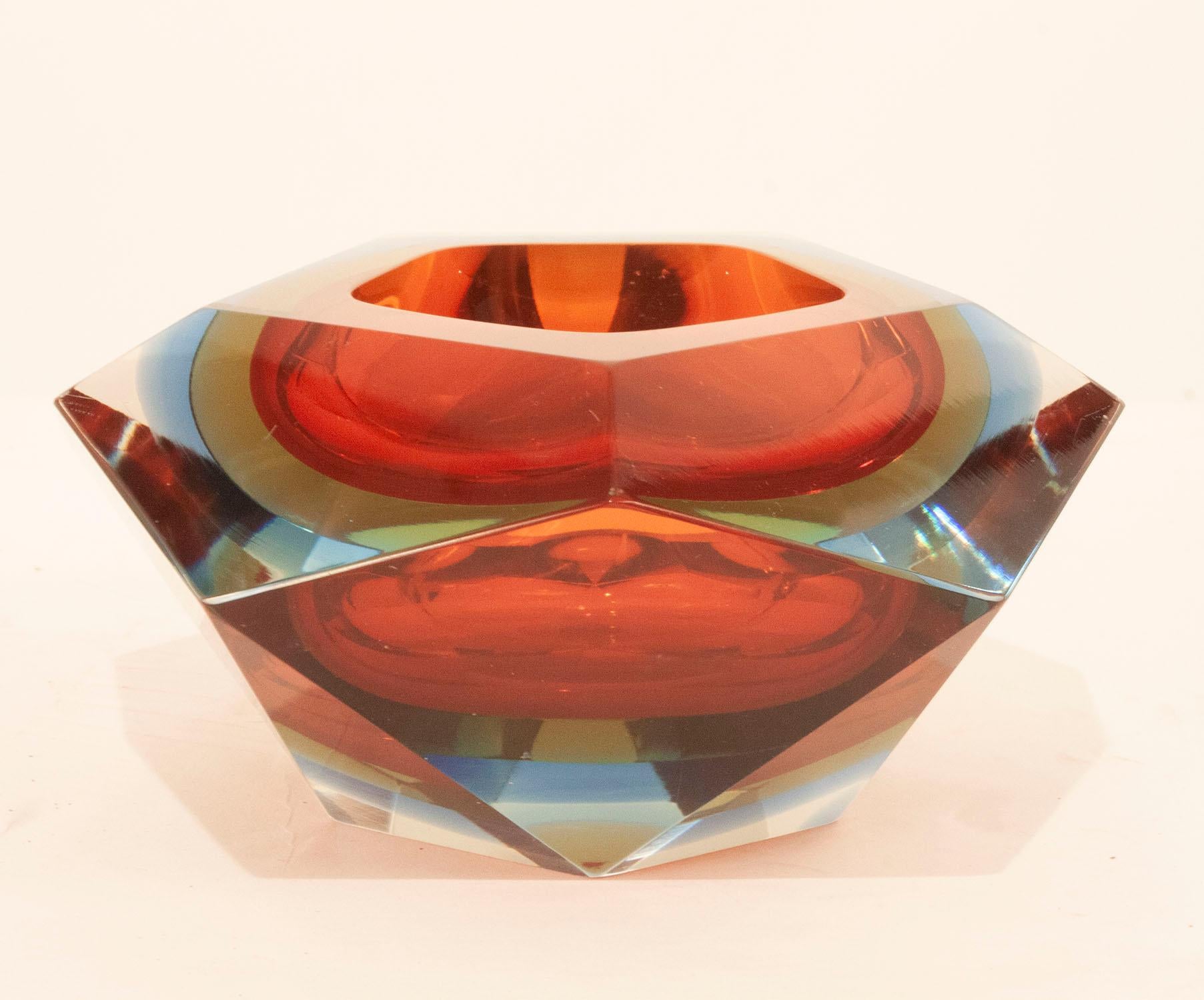 Italian Midcentury Murano Bowl by Flavio Poli, Red and Blue, 1960s In Good Condition In Barcelona, Cataluna