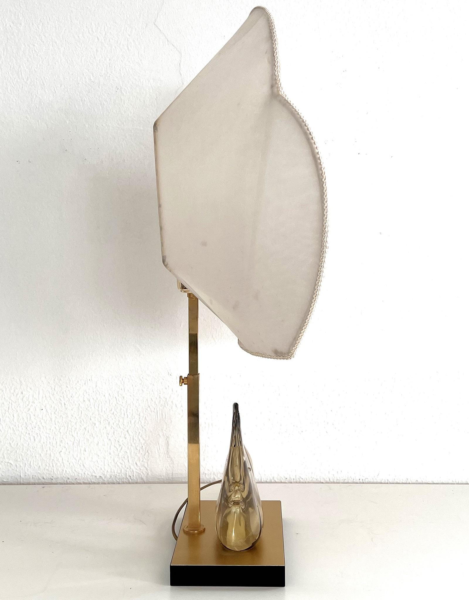 Italian Midcentury Murano Fish Glass and Brass Table Lamp, 1970s For Sale 4