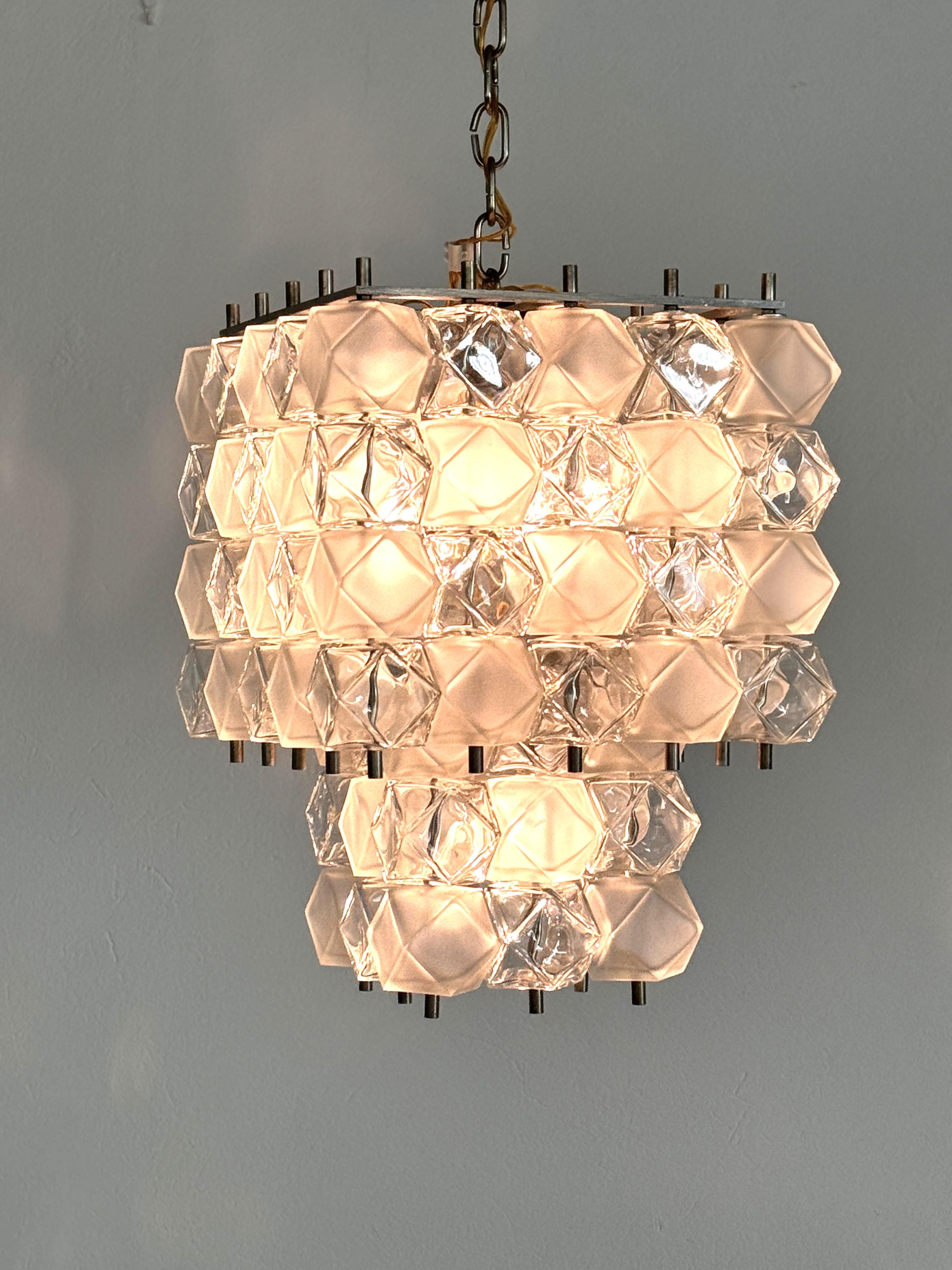 Araña geométrica italiana de cristal de Murano de mediados de siglo, por Interlux, años 60 en venta 7