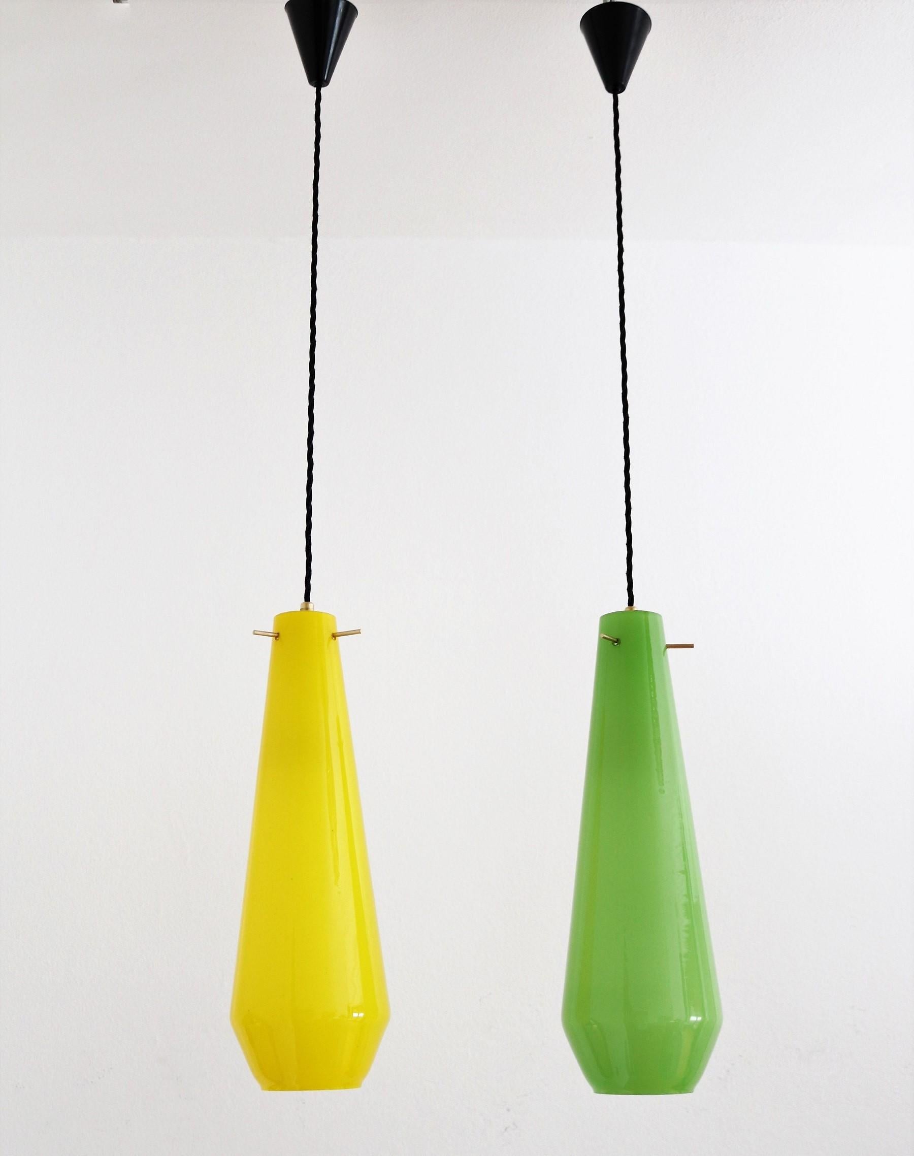 Hand-Crafted Italian Midcentury Murano Glass Pendants in Green and Yellow, 1970s