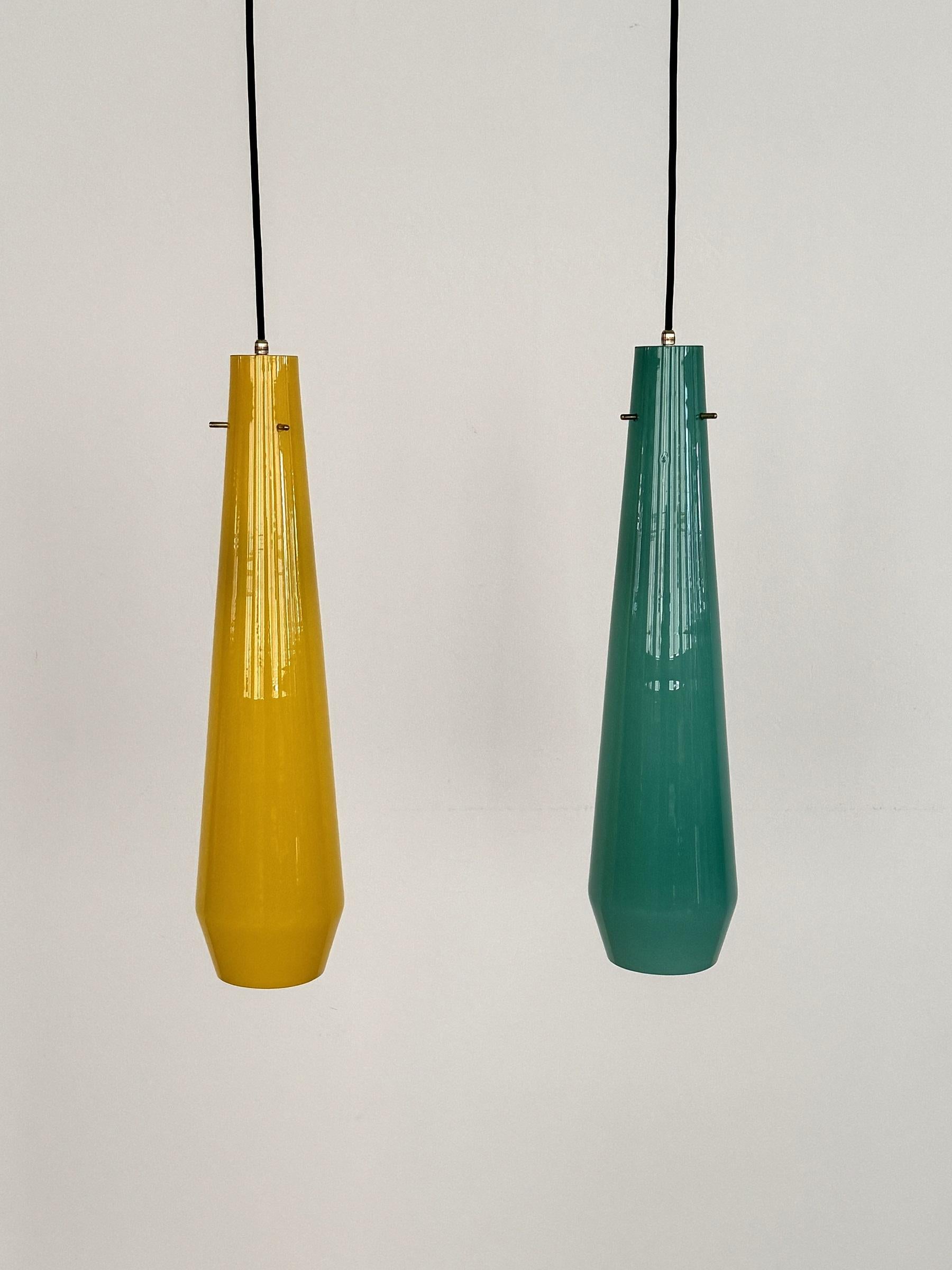 Ciondoli in vetro di Murano del Medioevo in verde e giallo di Vistosi, anni '70 In condizioni buone in vendita a Morazzone, Varese