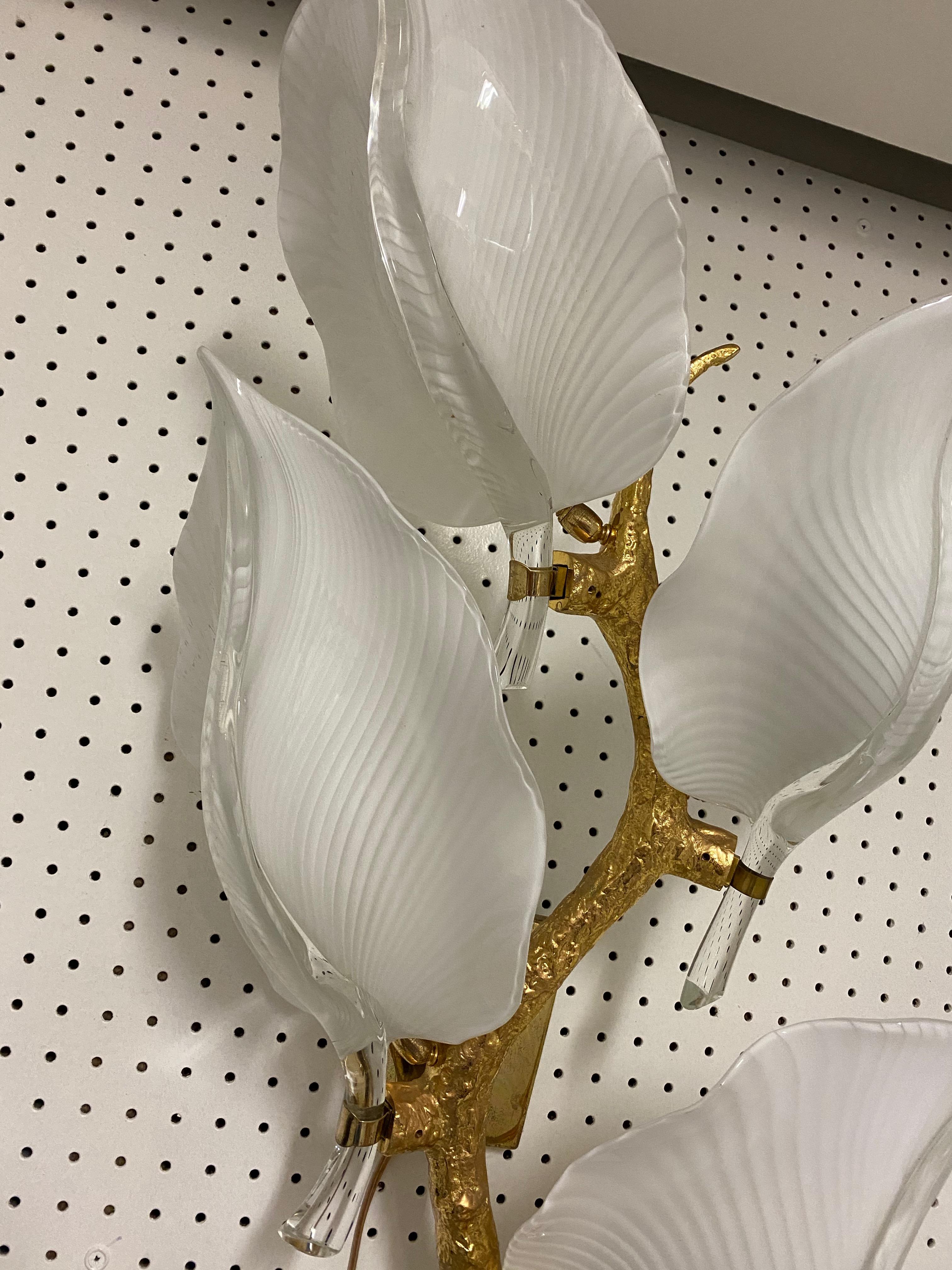 Mid-20th Century Italian Midcentury Murano Glass Sconce by Franco Luce For Sale