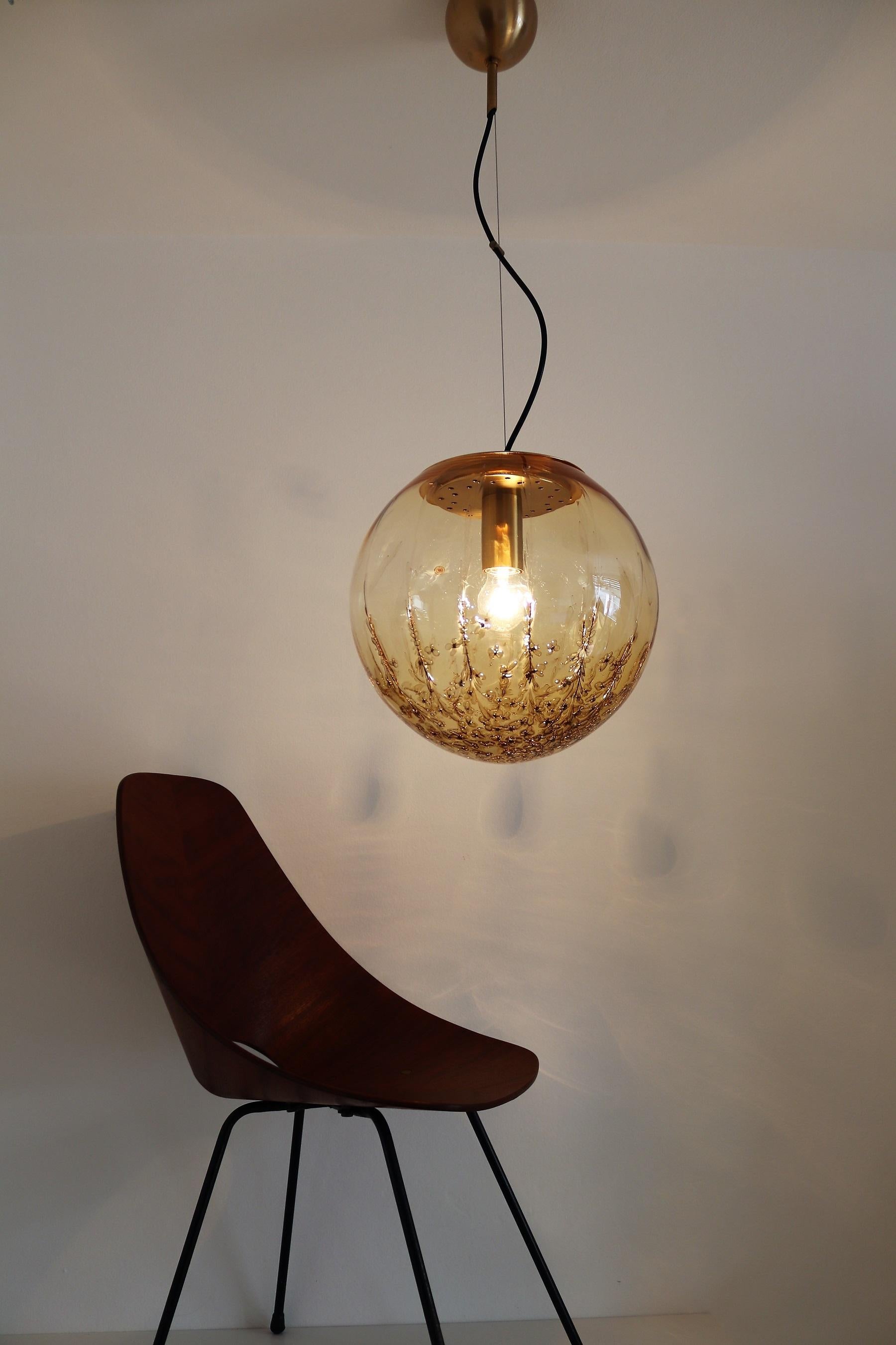 Hand-Crafted Italian Midcentury Murano Glass Sphere Pendant Lamp by La Murrina, 1970s