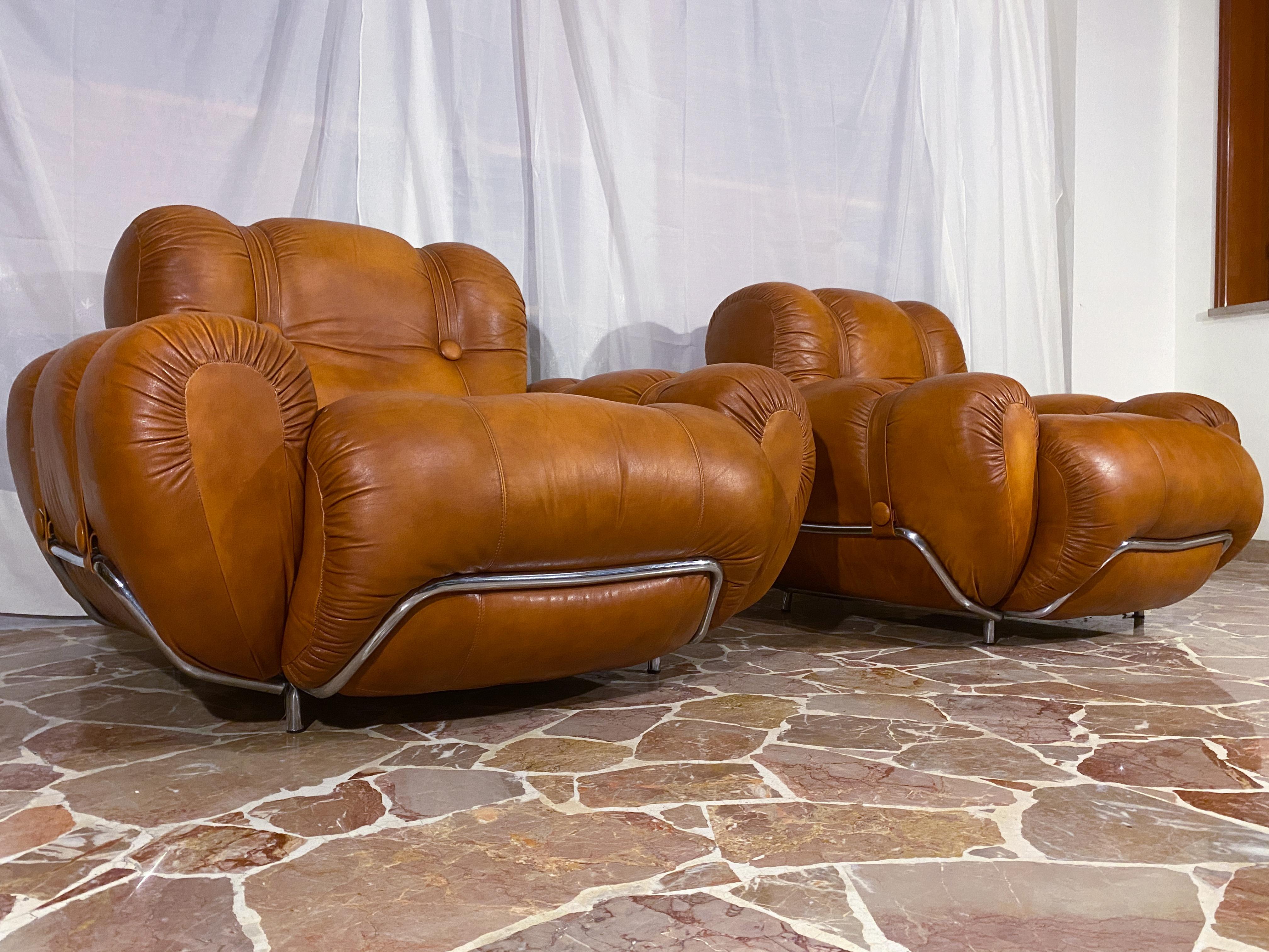 Italian Mid-Century Natural Leather Space Age Armchairs, 1970s For Sale 2