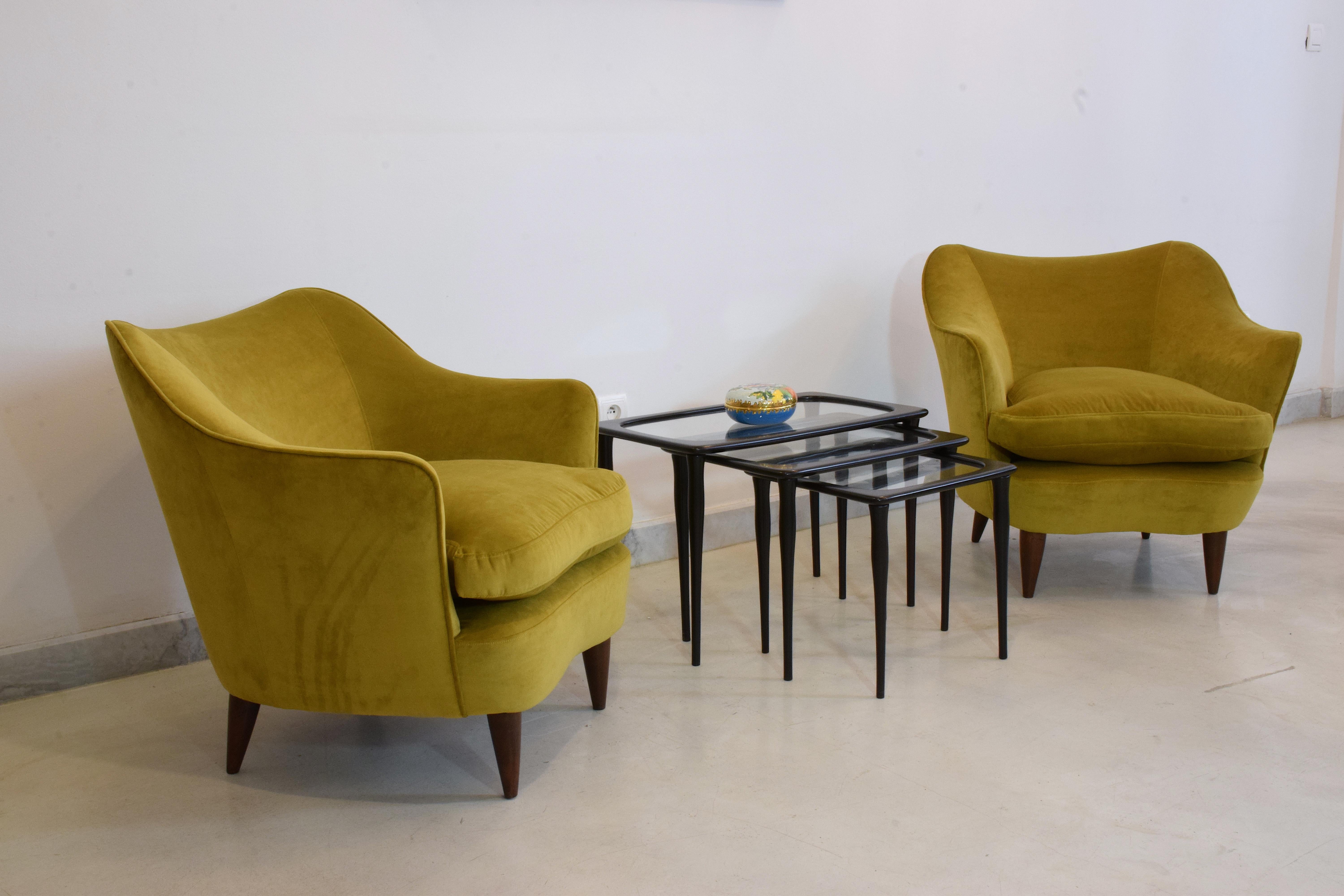 20th Century Three Italian Midcentury Nesting Tables by Ico Parisi, 1950s For Sale
