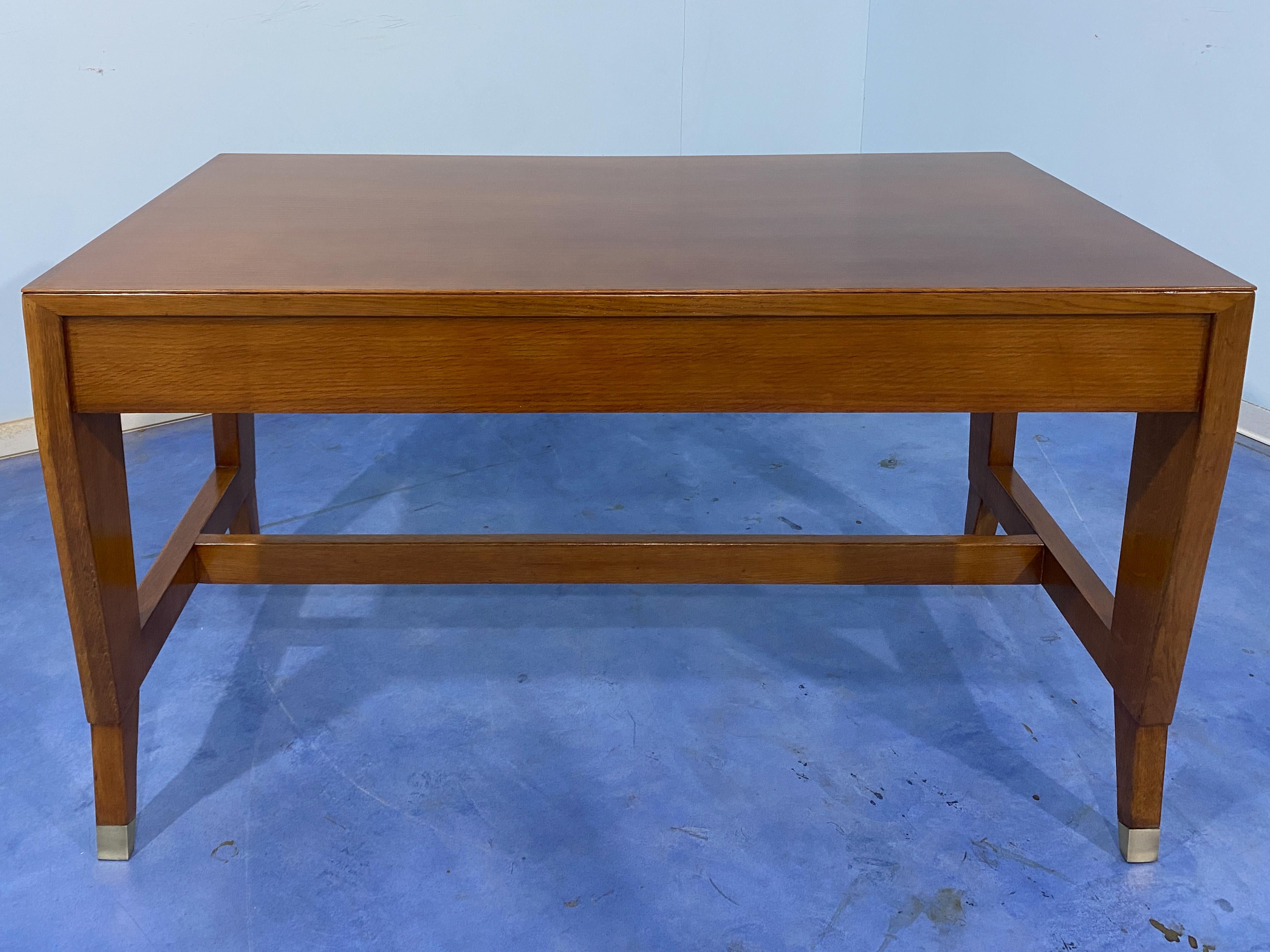 Italian Midcentury Oak Executive Desk Designed by Gio' Ponti in 1950 for BNL 11