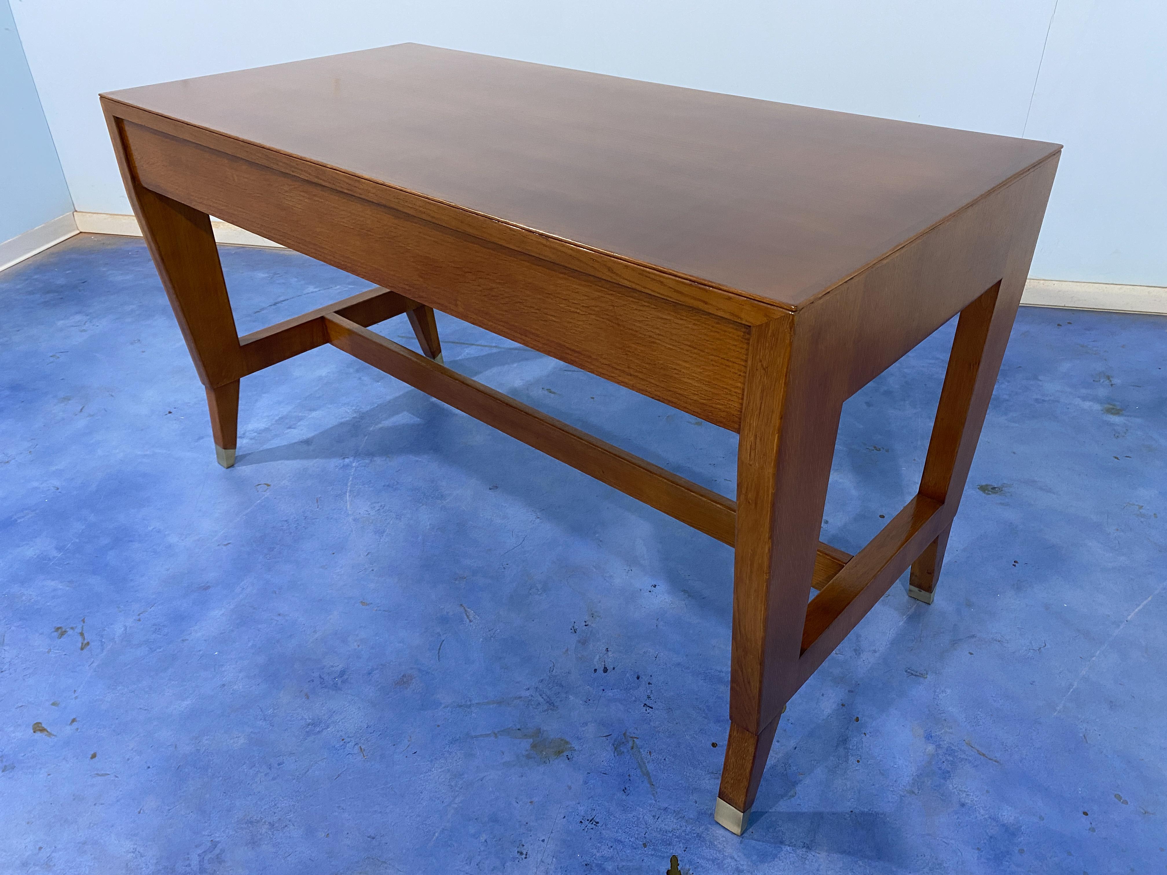 Italian Midcentury Oak Executive Desk Designed by Gio' Ponti in 1950 for BNL 12
