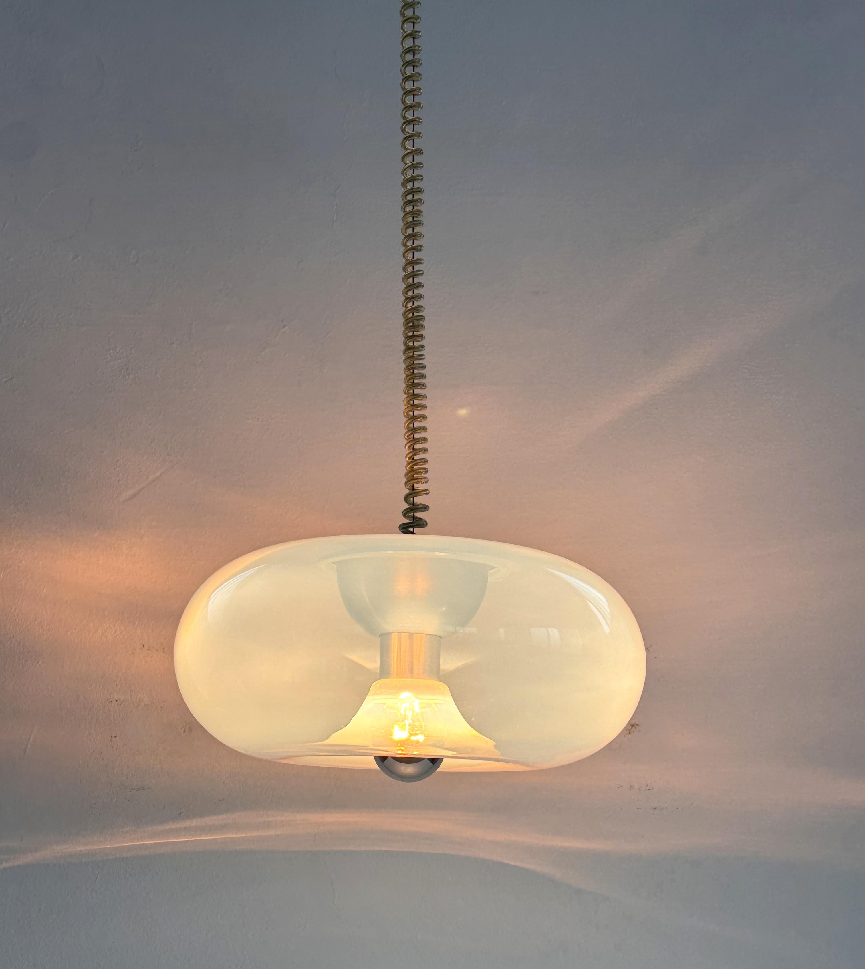 Lampe suspendue en opaline MEDUSA par Carlo Nason pour Leucos, 1970 en vente 9