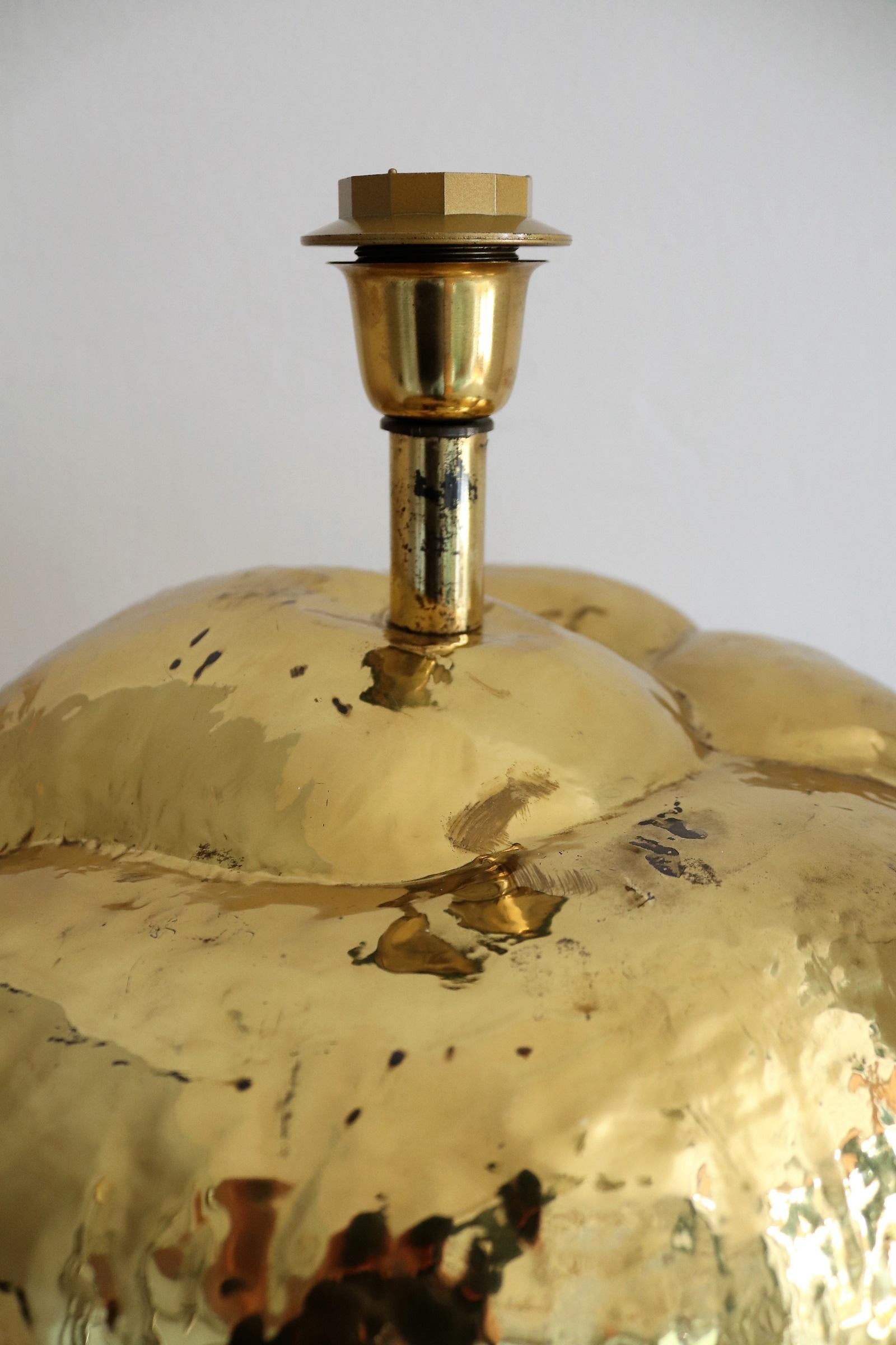 Italian Midcentury Organic Artisan Brass Table Lamp in Pumpkin Shape, 1950s 7