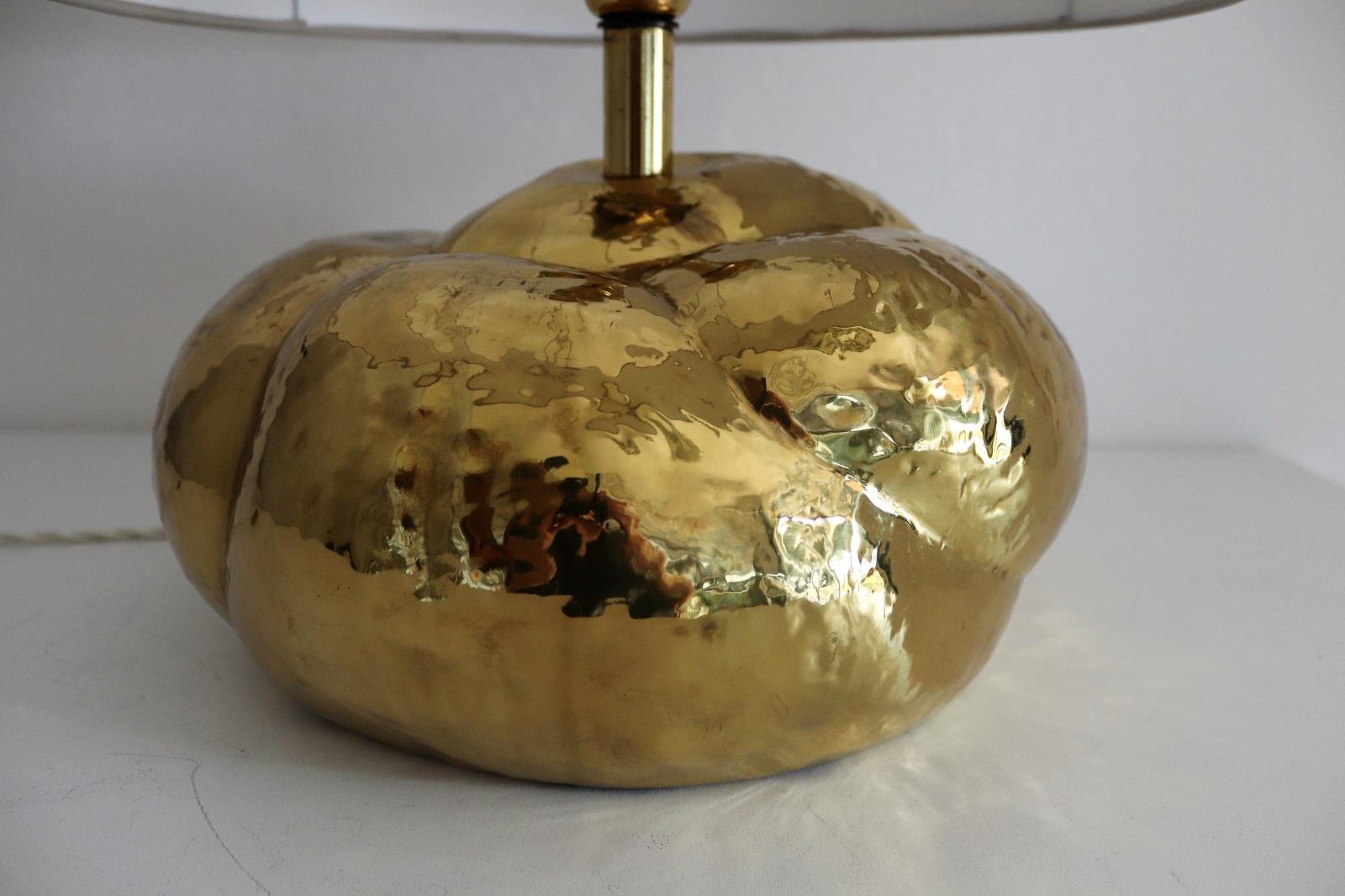 Italian Midcentury Organic Artisan Brass Table Lamp in Pumpkin Shape, 1950s 1