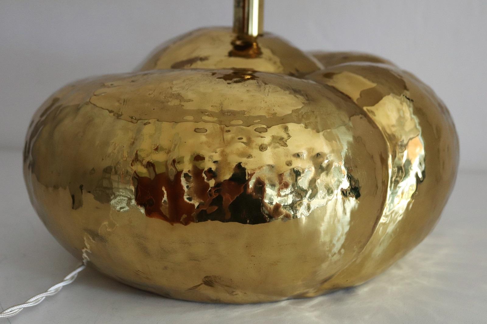 Italian Midcentury Organic Artisan Brass Table Lamp in Pumpkin Shape, 1950s 3