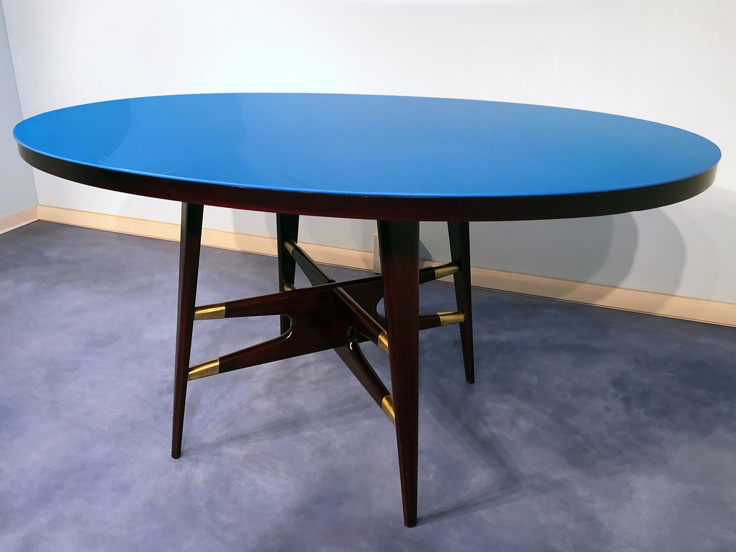 Italian Mid-Century Oval Blue Dining Table by Silvio Cavatorta, 1950s In Good Condition In Traversetolo, IT