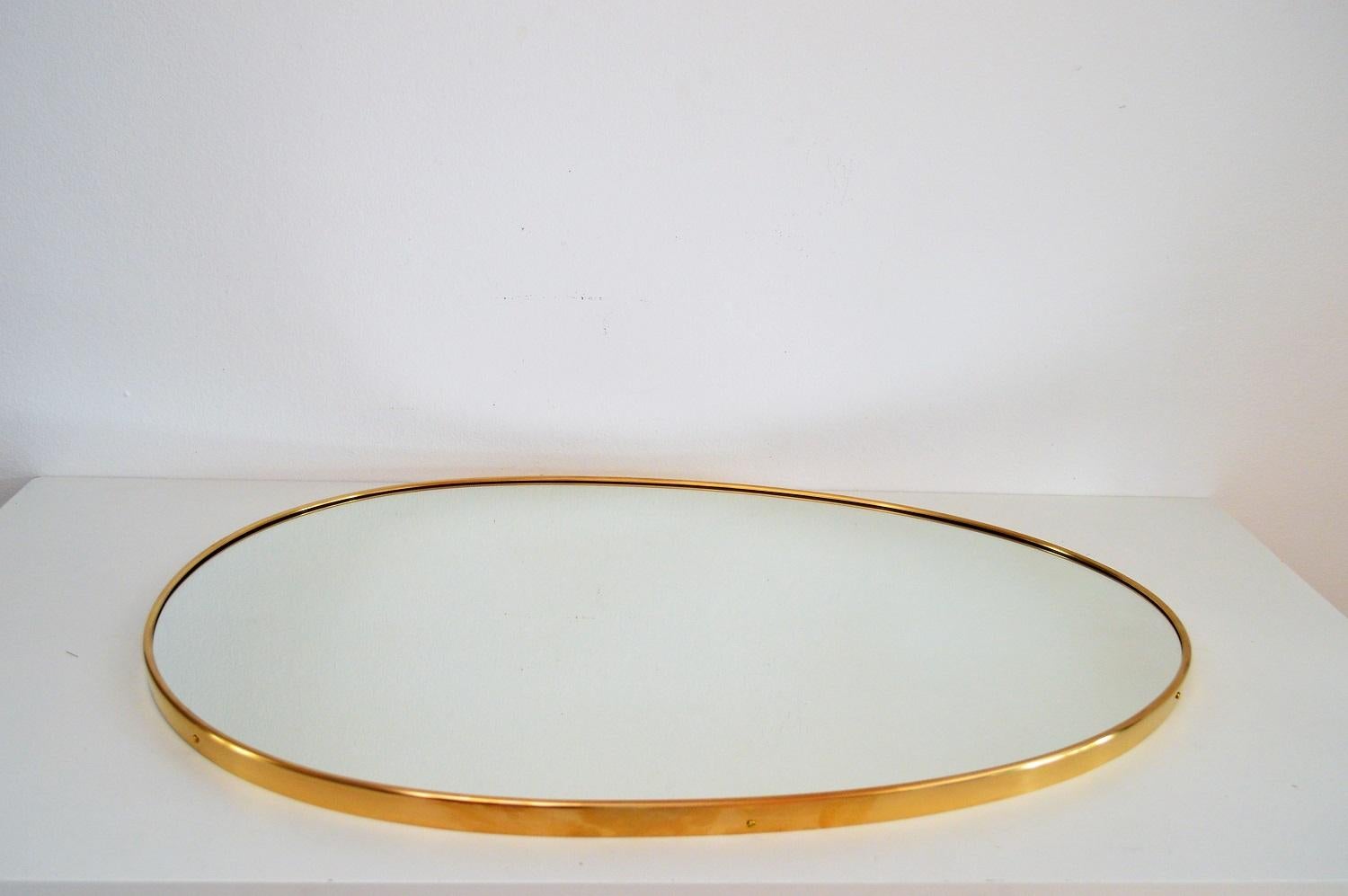 Italian Midcentury Oval Brass Wall Mirror, 1950s 7