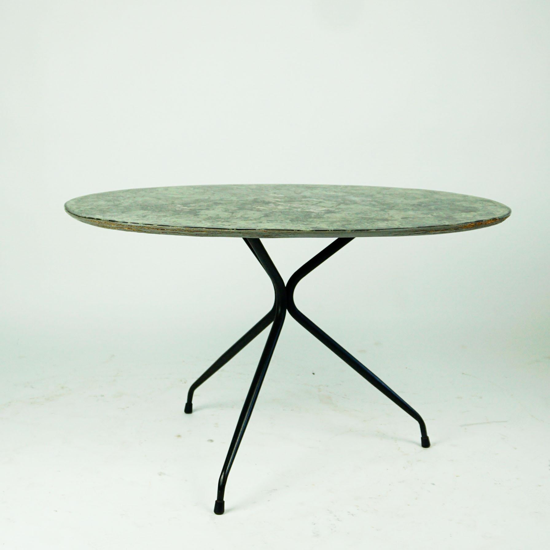 Mid-Century Modern Italian Midcentury Oval Cocktail or Coffee Table with Faux Green Marble Top
