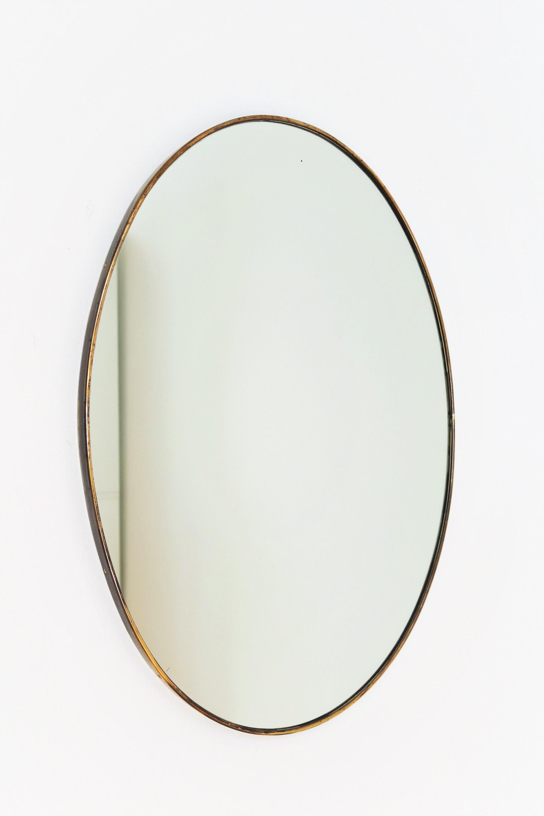 Italian Midcentury Oval Wall Mirror with Brass Frame, 1950s 5