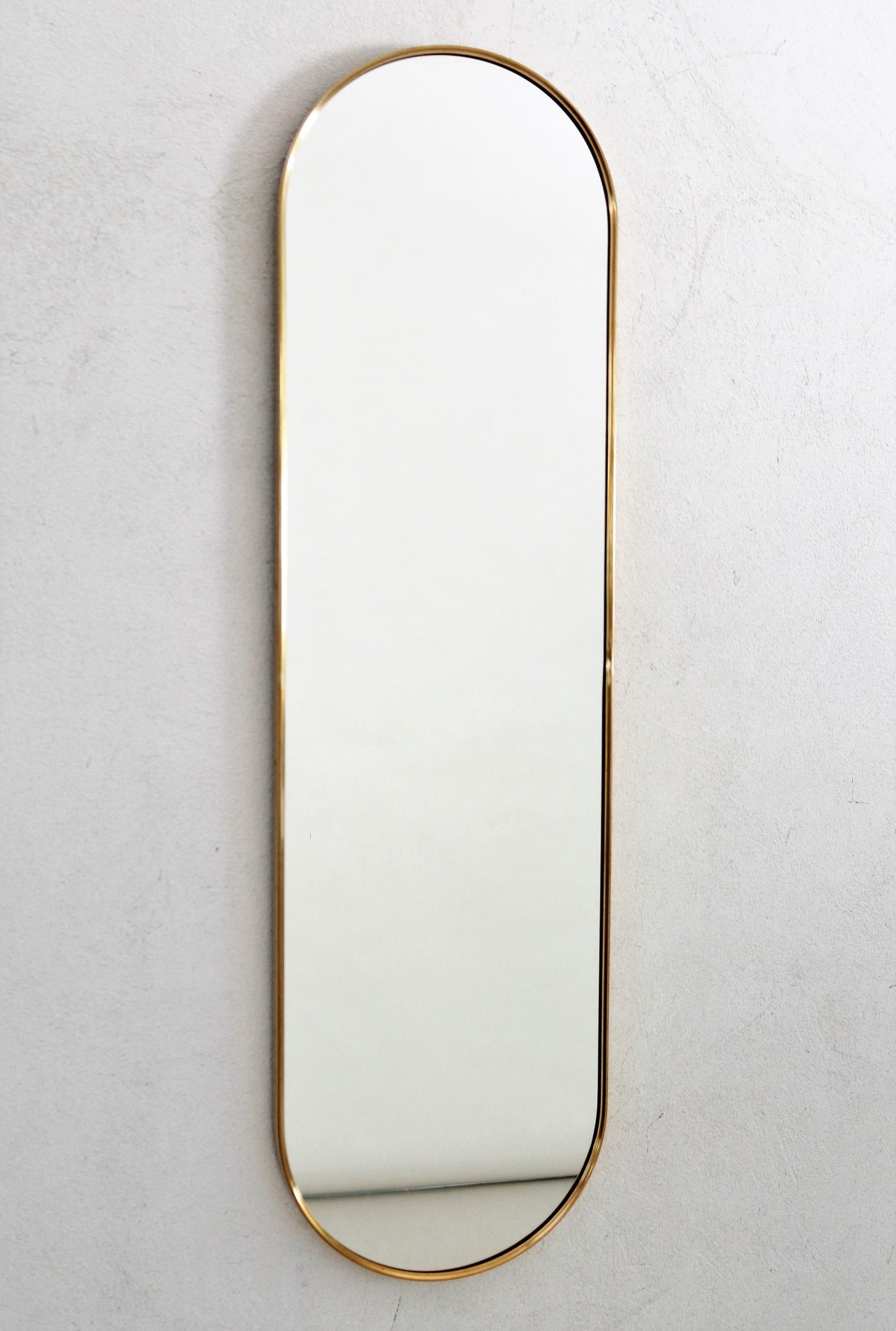 Mid-Century Modern Italian Midcentury Oval Wall Mirror with Brass Frame, 1970s