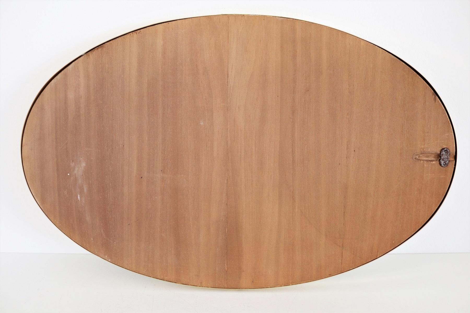 Italian Midcentury Oval Wall Mirror with Golden Frame and Brass Details, 1960 6