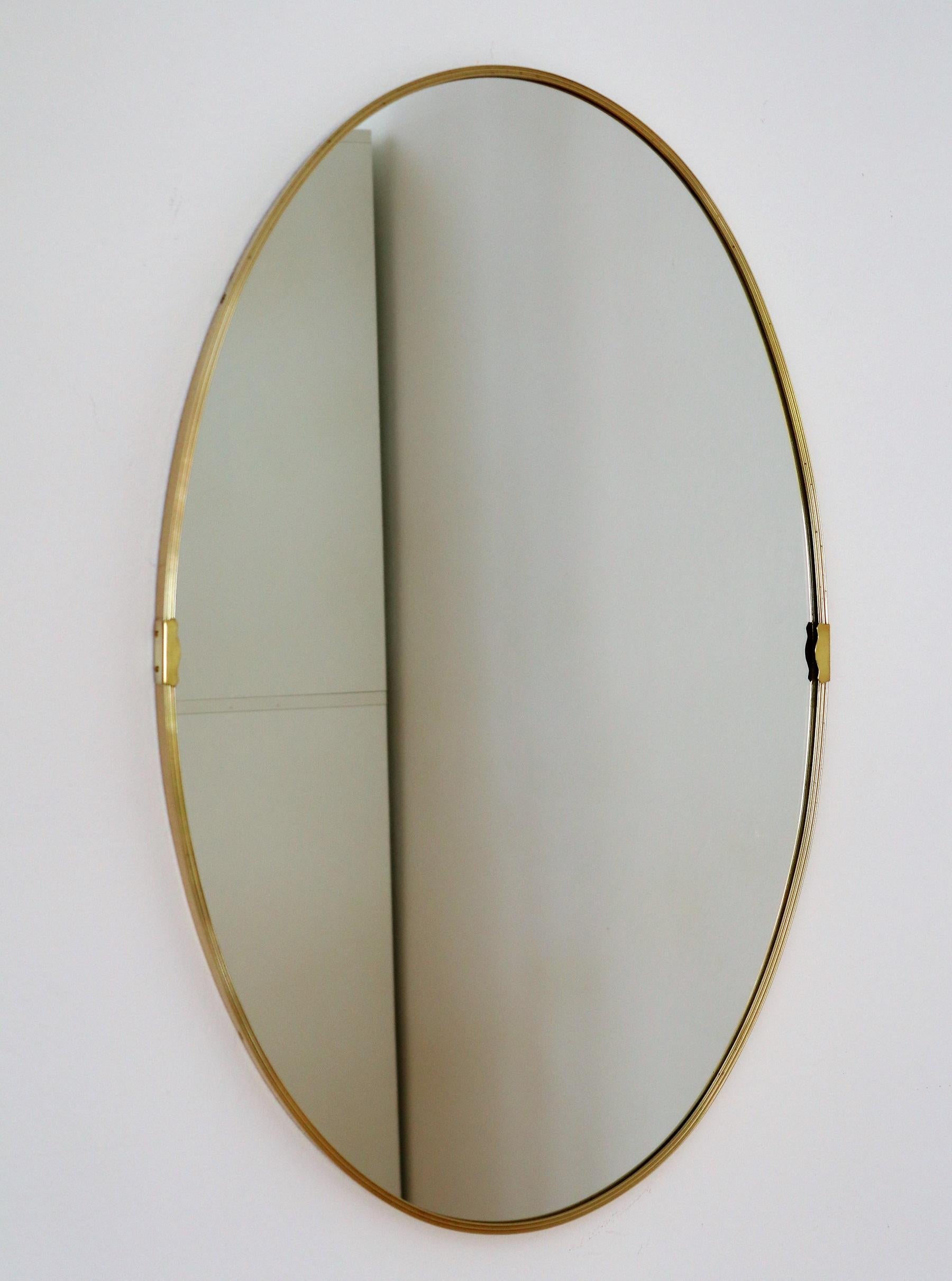 Aluminum Italian Midcentury Oval Wall Mirror with Golden Frame and Brass Details, 1960