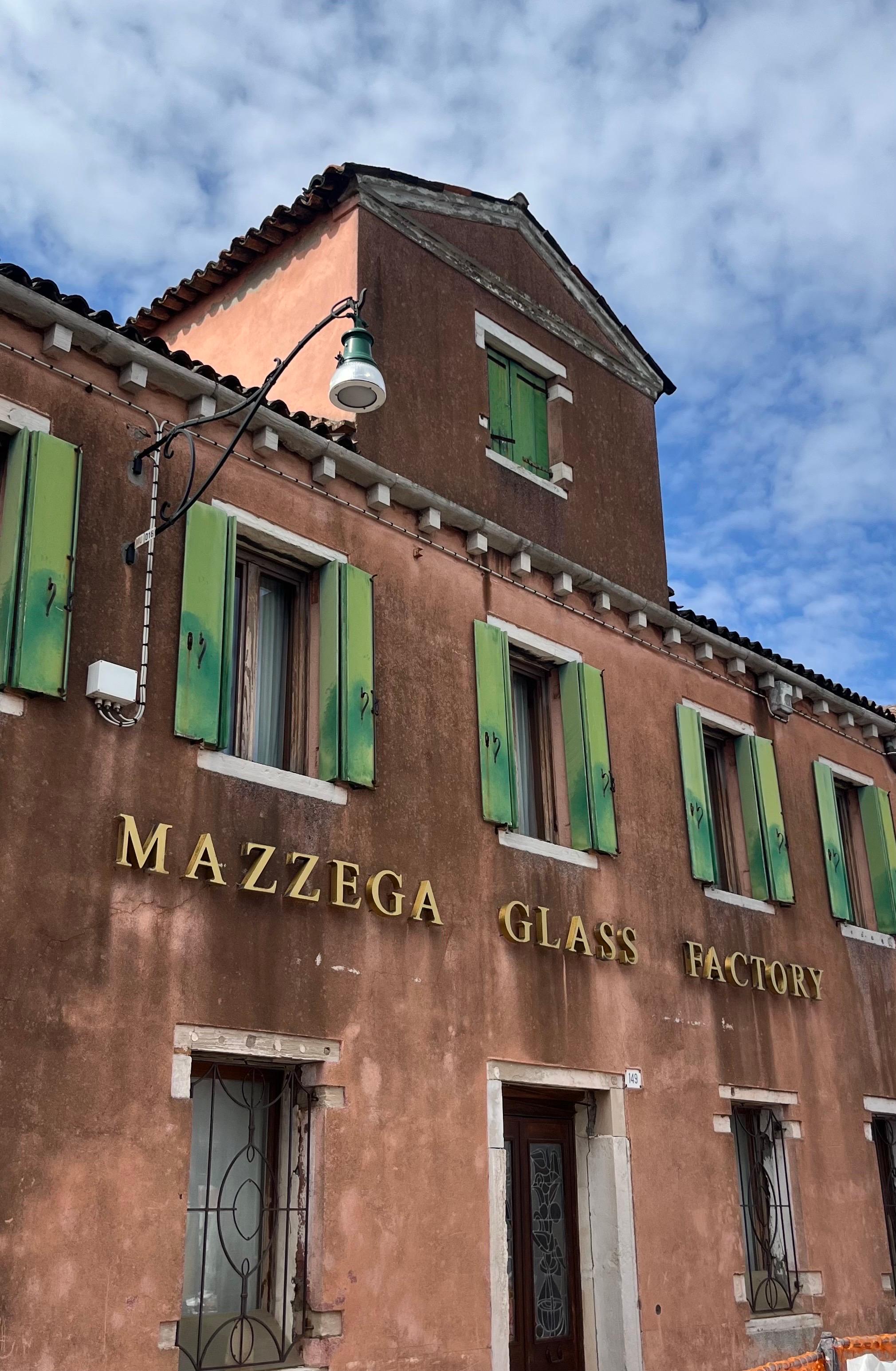 Coppia di lampade da parete in ambra trasparente di Mazzega Murano, anni '70 in vendita 8