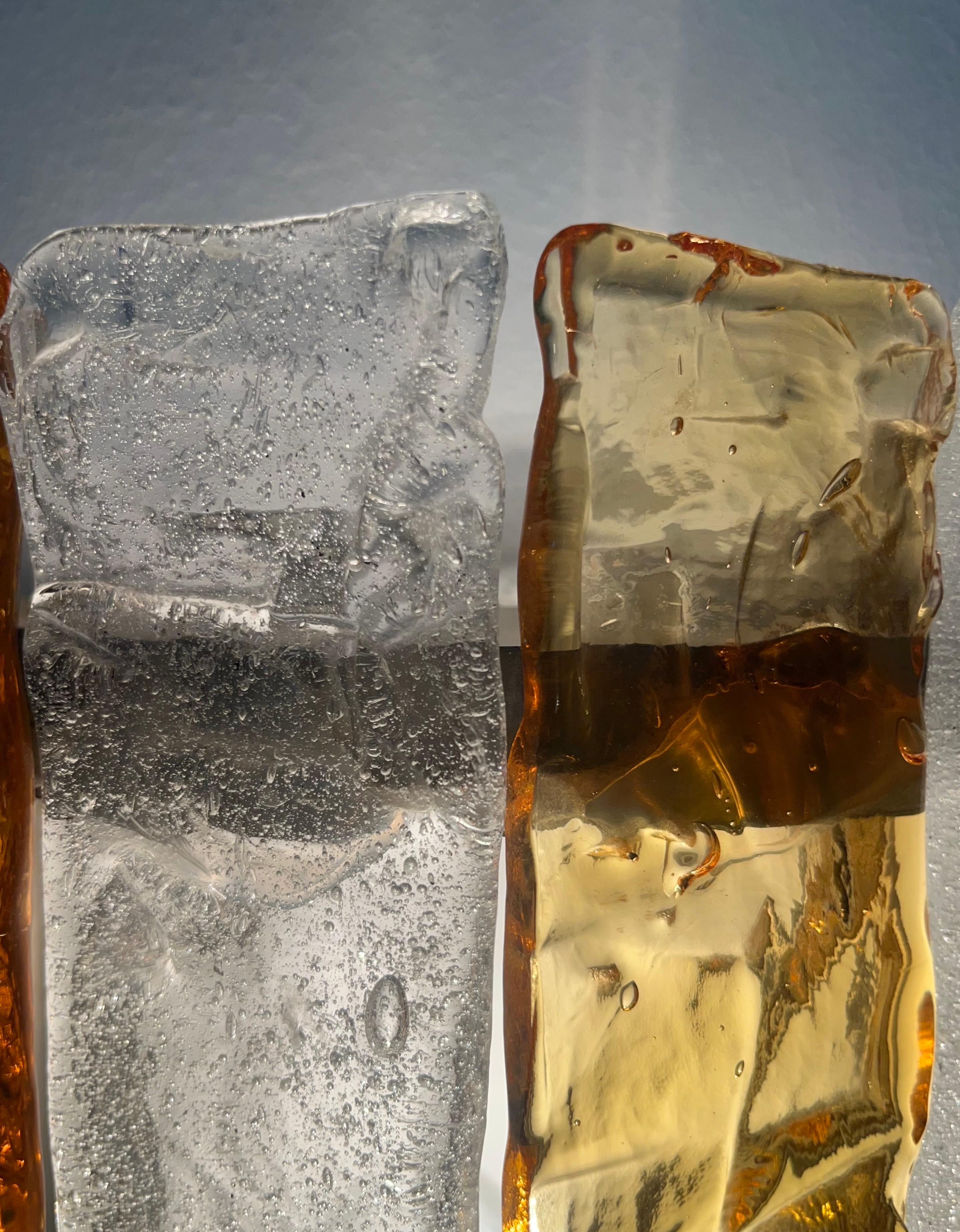 Fine XX secolo Coppia di lampade da parete in ambra trasparente di Mazzega Murano, anni '70 in vendita