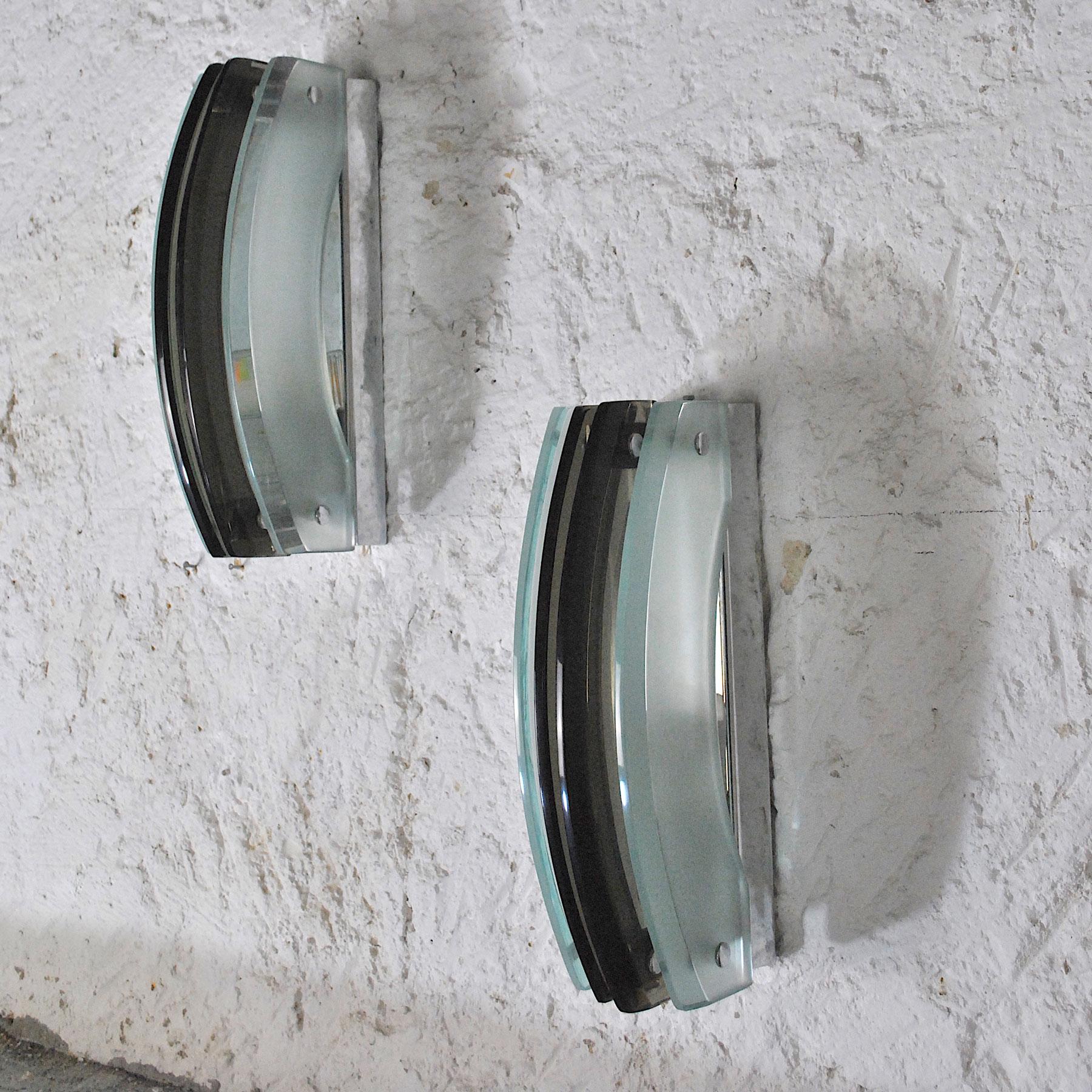 Mid-20th Century Italian Midcentury Pair of Sconces in the Style Fontana Arte For Sale