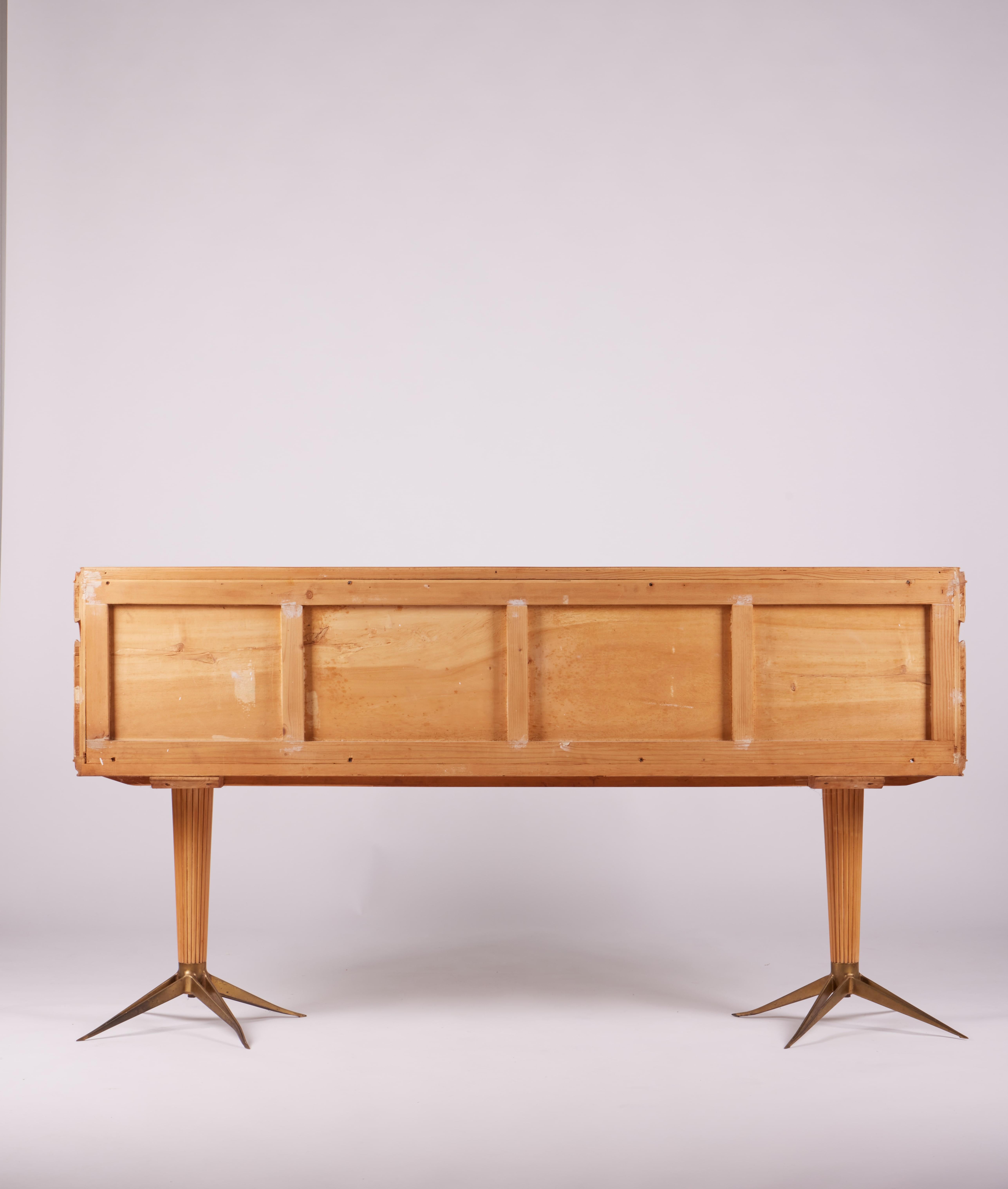 Italian Midcentury Parchment and Walnut Sideboard with Brass Legs, 1940s For Sale 1