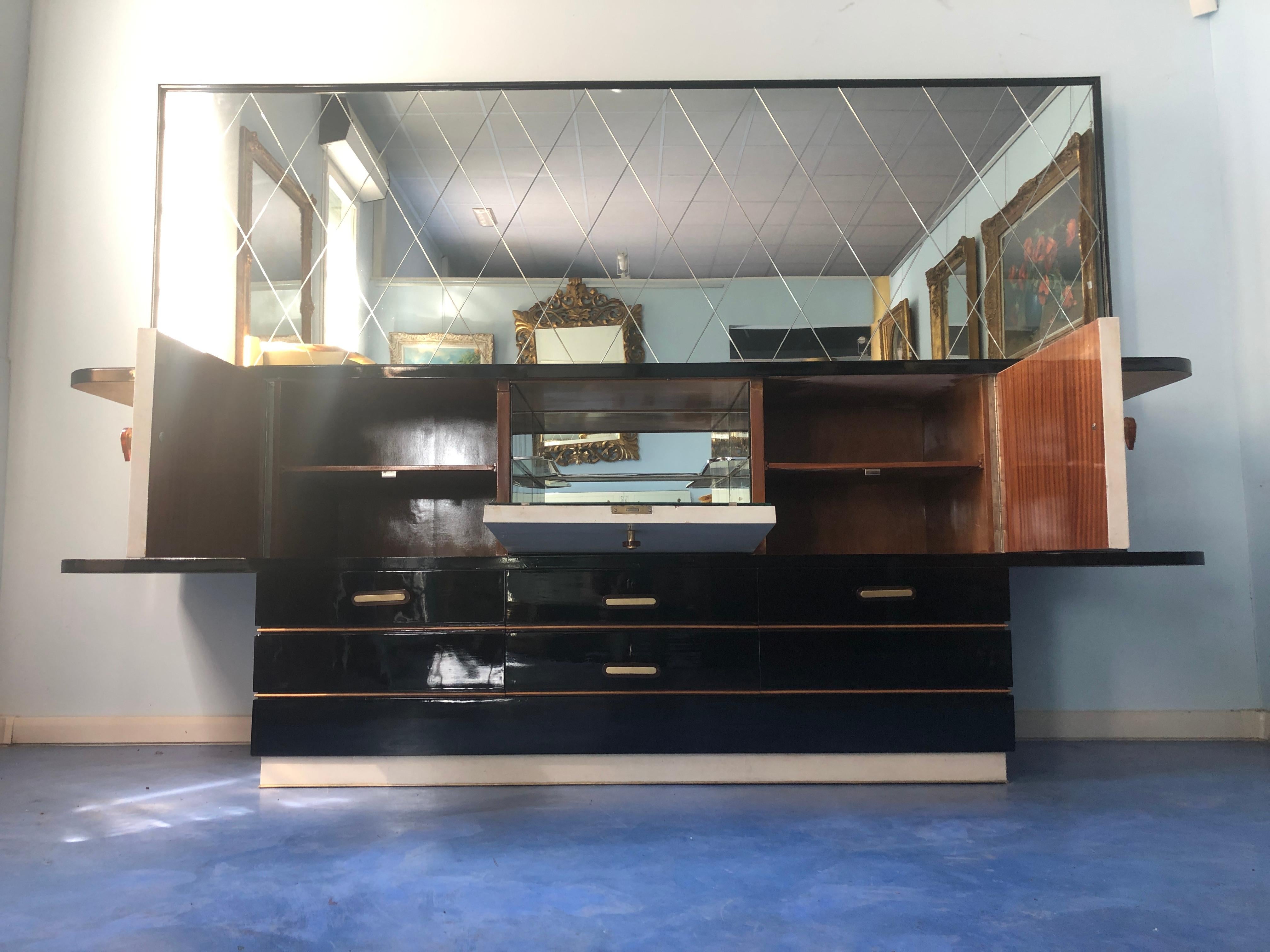 Italian Midcentury Parchment Black Lacquered Sideboard, 1950 For Sale 3