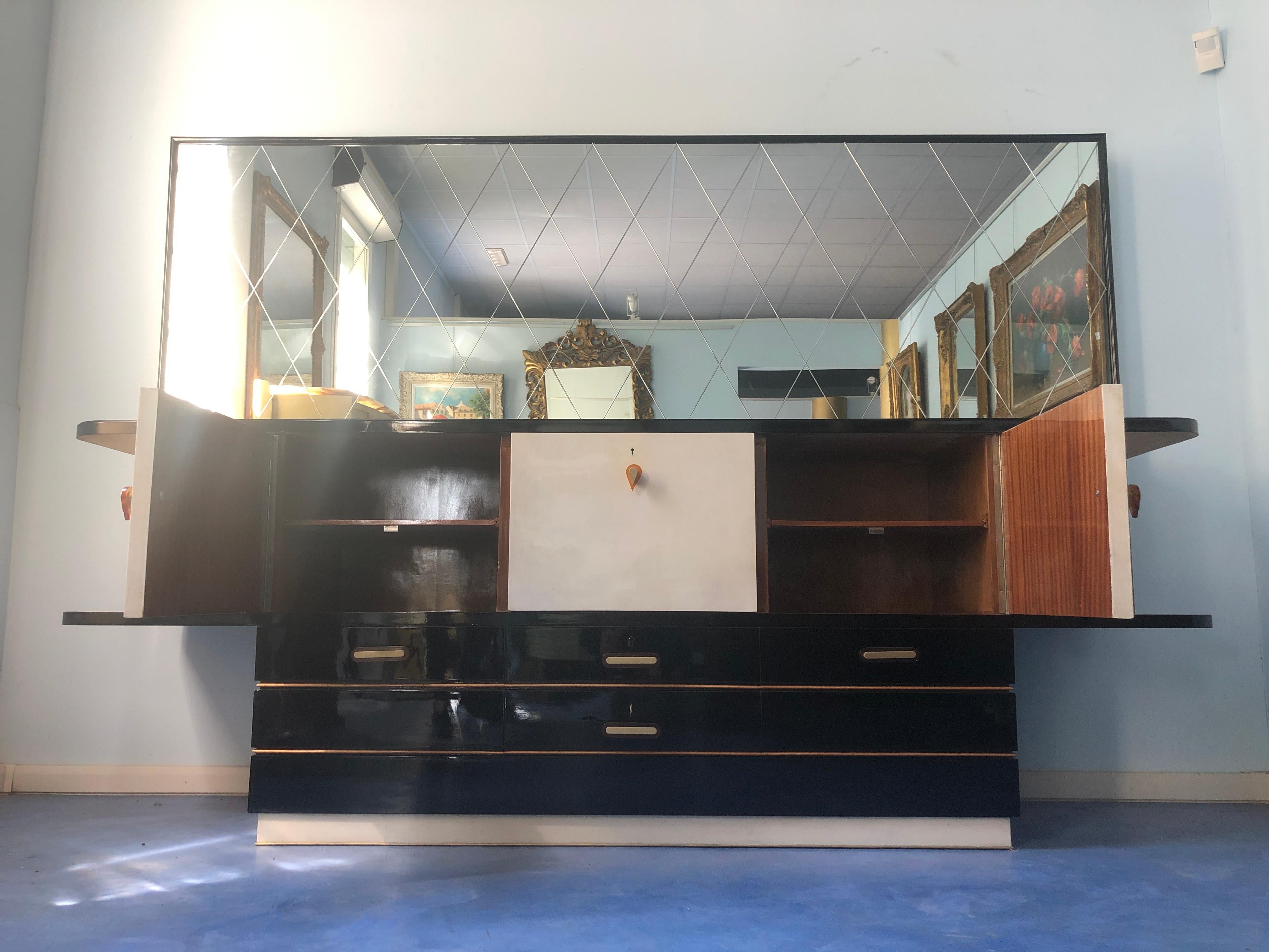 Italian Midcentury Parchment Black Lacquered Sideboard, 1950 For Sale 2