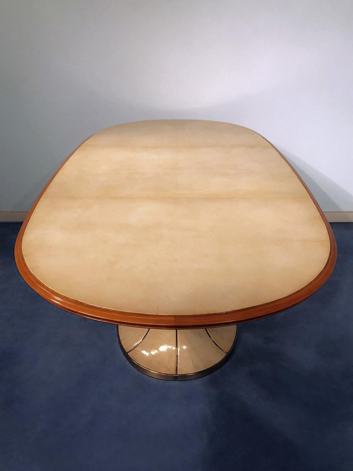 Italian Mid-Century Oval Parchment Dining Table by Vittorio Dassi, 1950s 5