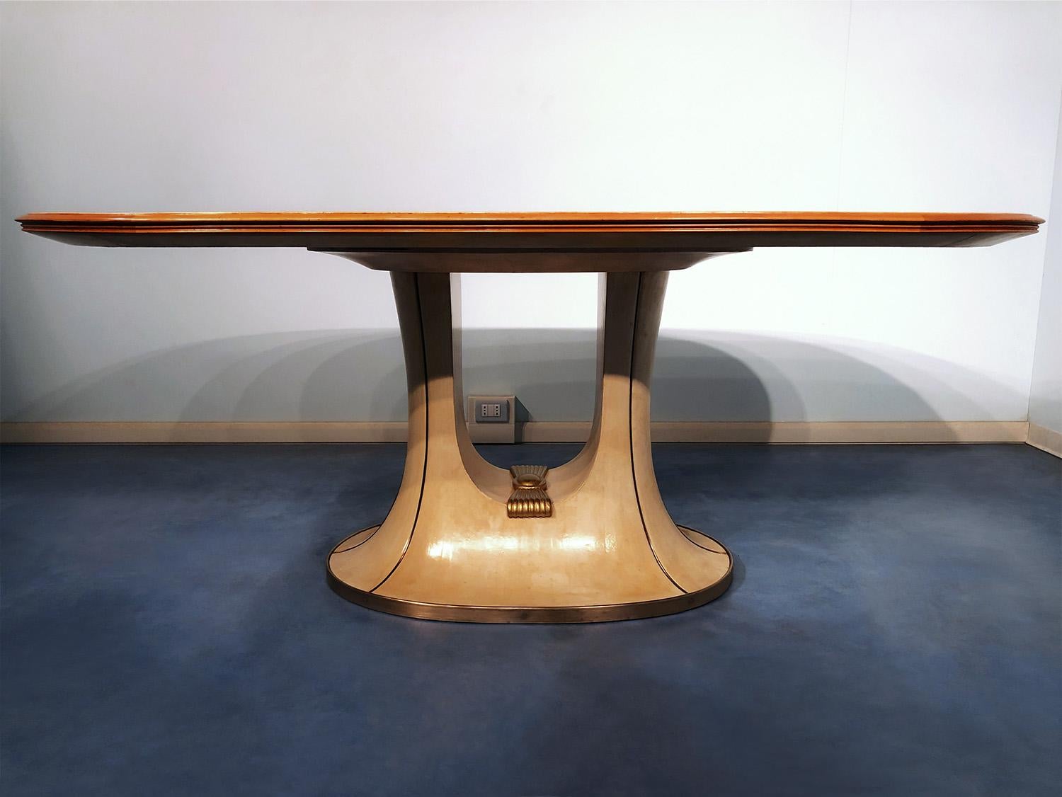 Italian Mid-Century Oval Parchment Dining Table by Vittorio Dassi, 1950s 2