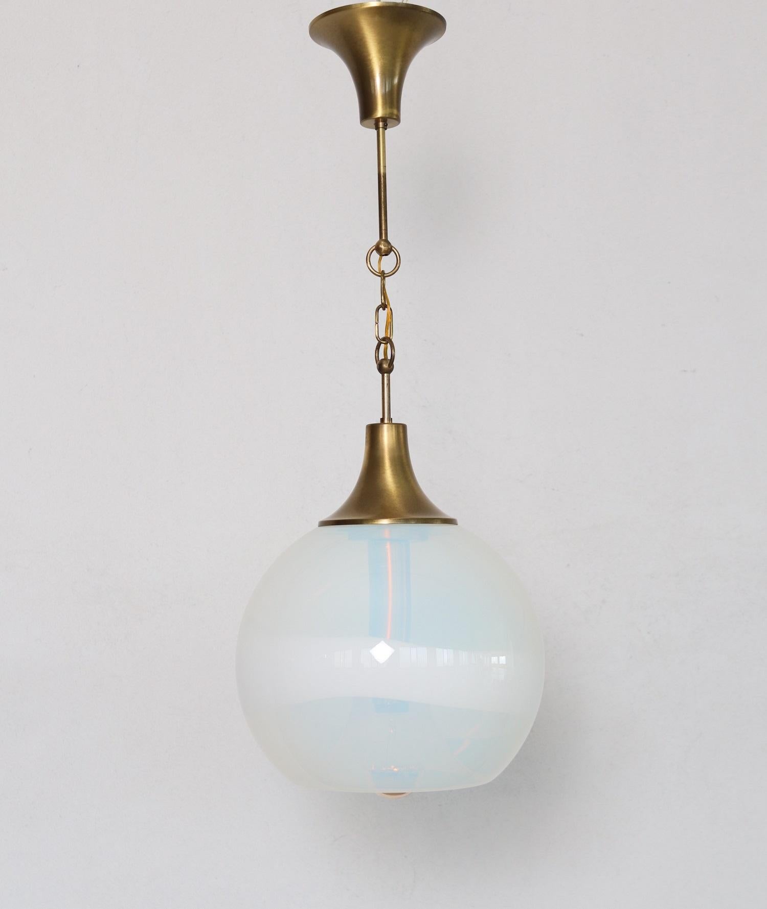 Italian Midcentury Pendant Lamp Designed by Carlo Nason for AV Mazzega, 1960s 7