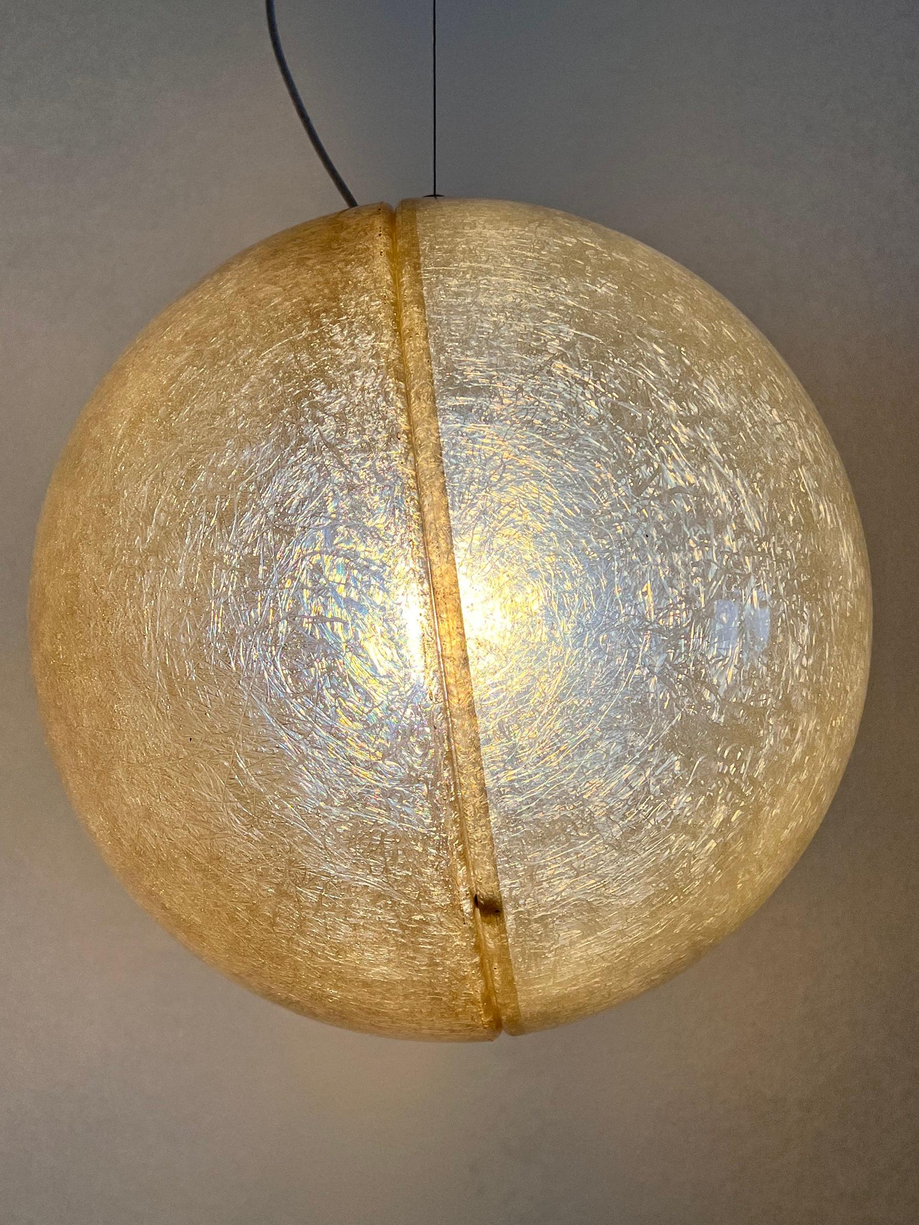 Italian Midcentury Pendant Light in Fiberglass, 1960s 8