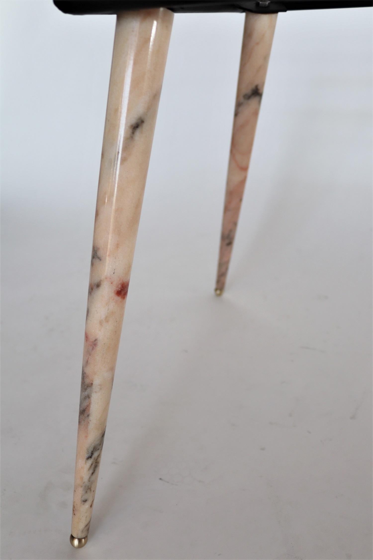 Italian Midcentury Pink Marble Coffee Table with Brass Tips, 1950s 10