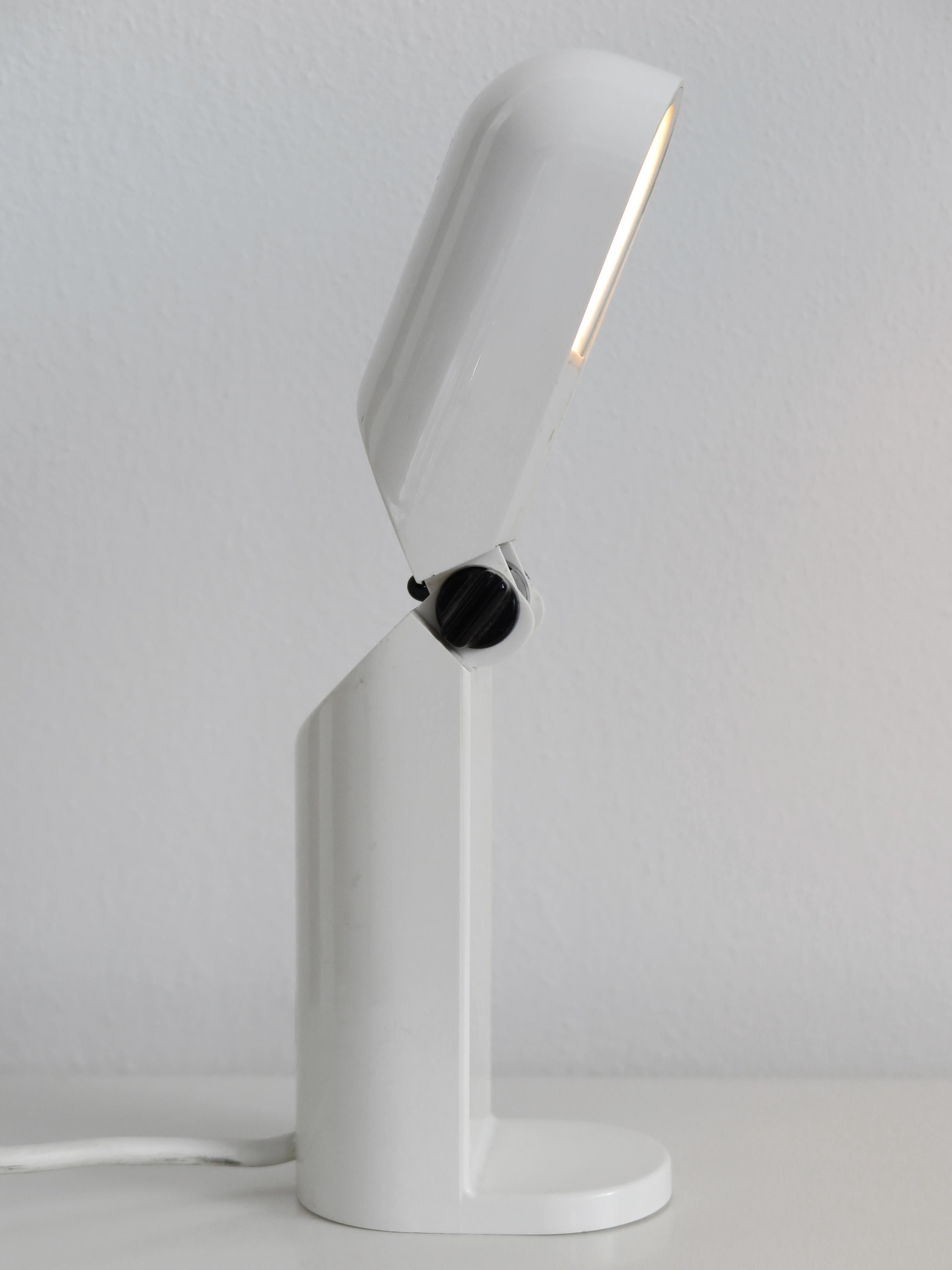 Mid-20th Century Italian Midcentury Plastic White Table Lamp, 1960s For Sale