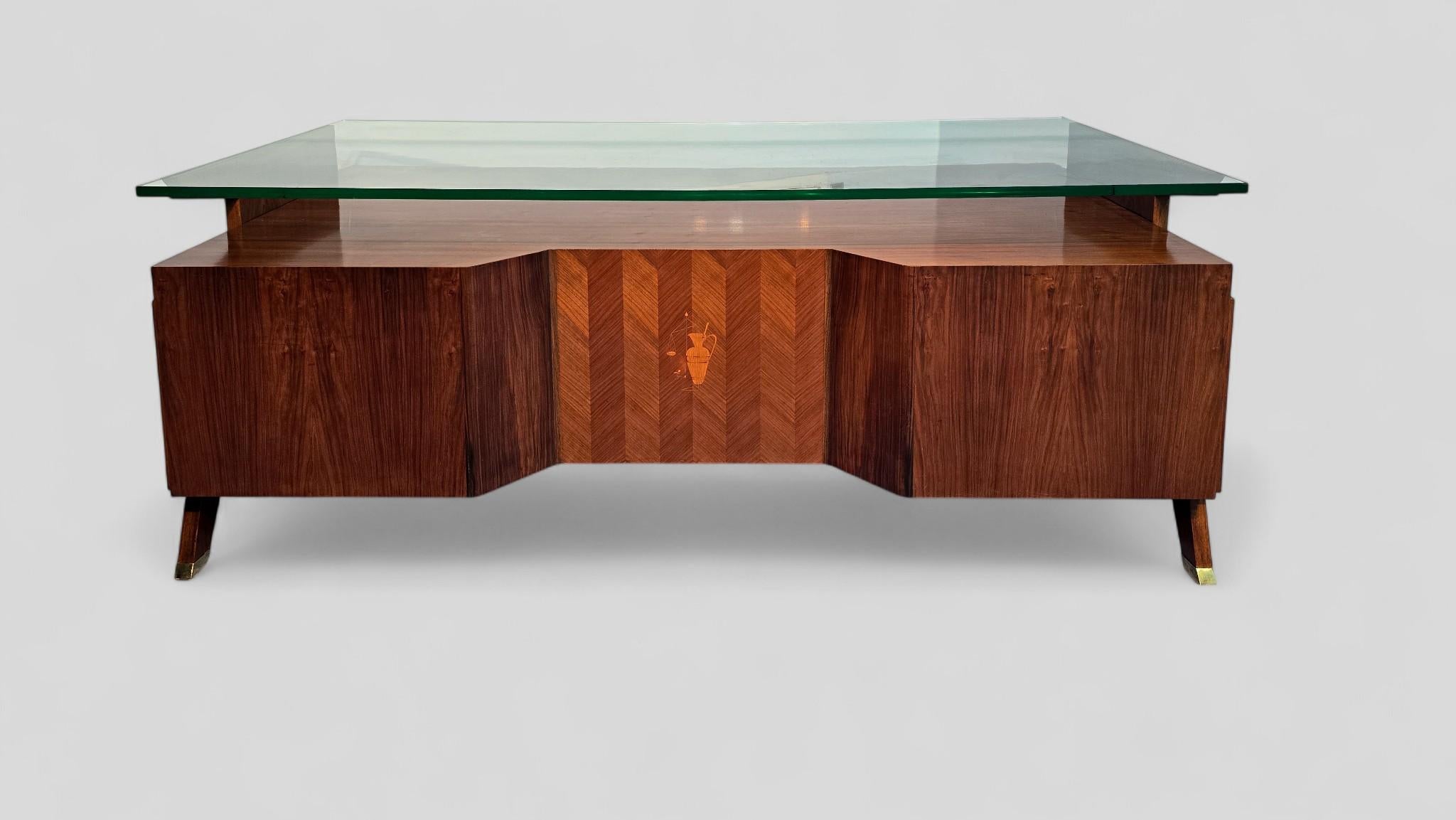 Italian Midcentury Presidential Executive Table Desk designed by Vittorio Dassi in vendita 11
