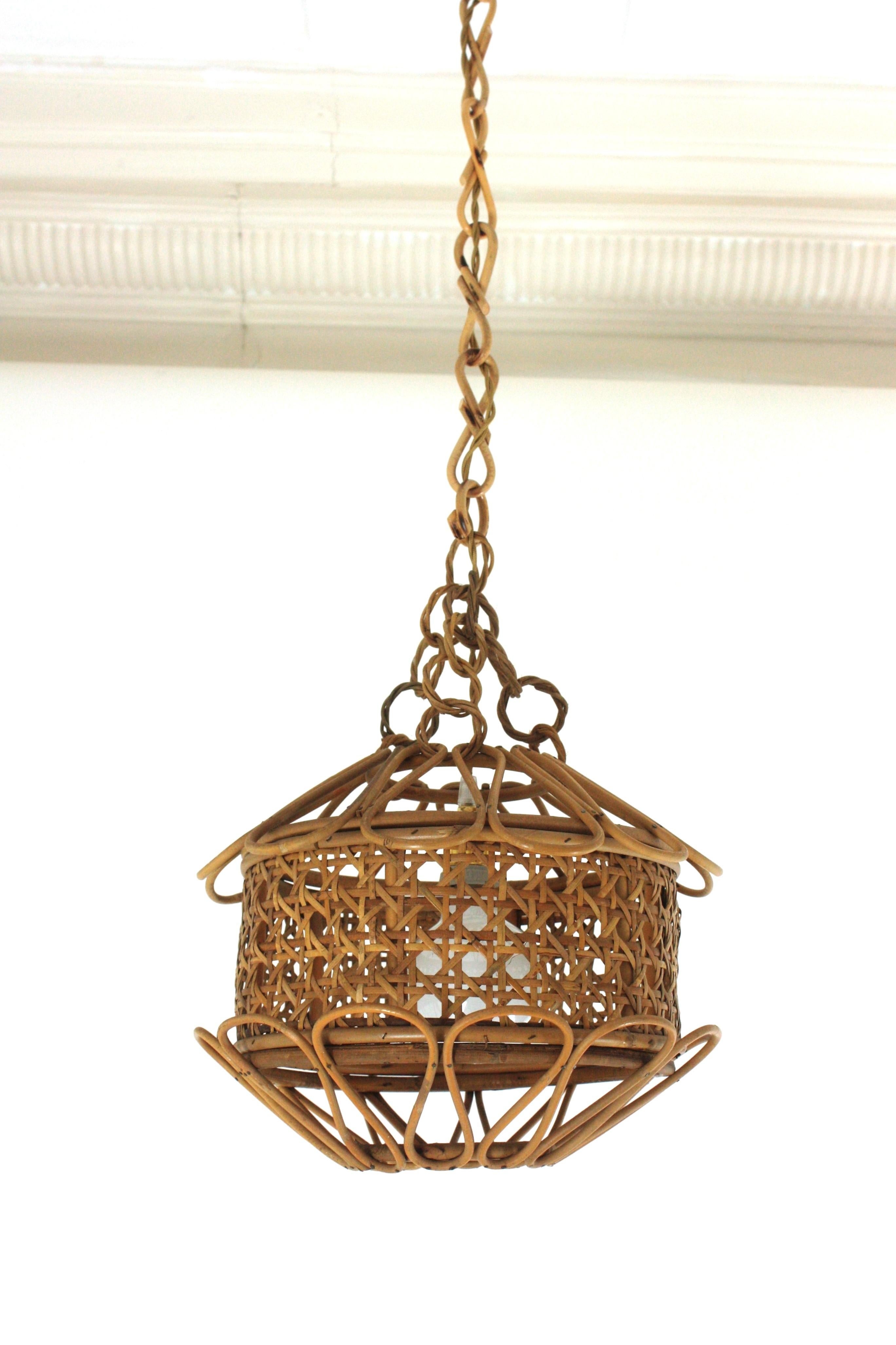 Italienische Mid-Century-Pendelleuchte/Laterne aus Rattan und Korbweide im Angebot 7