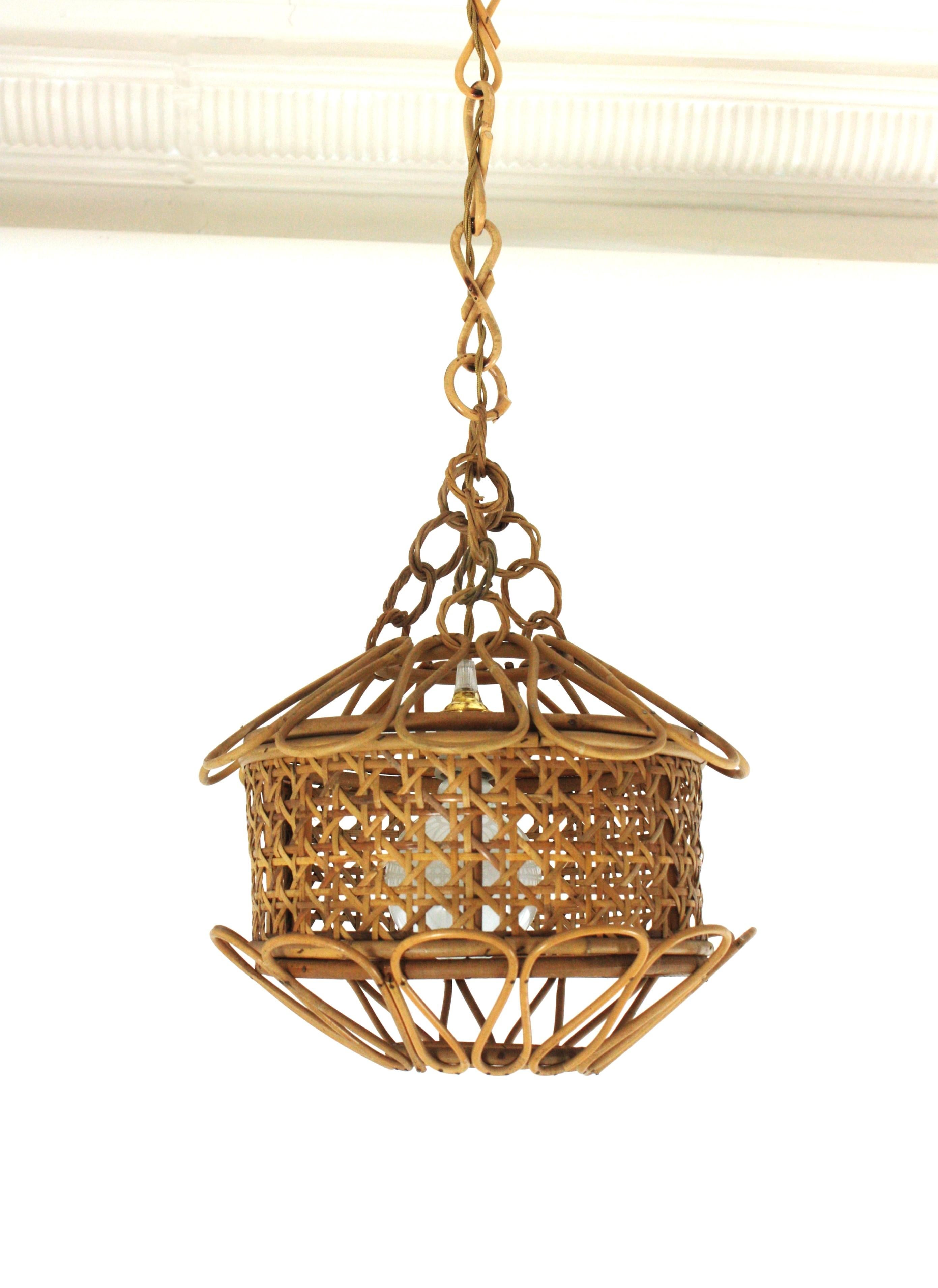 Italienische Mid-Century-Pendelleuchte/Laterne aus Rattan und Korbweide (Moderne der Mitte des Jahrhunderts) im Angebot