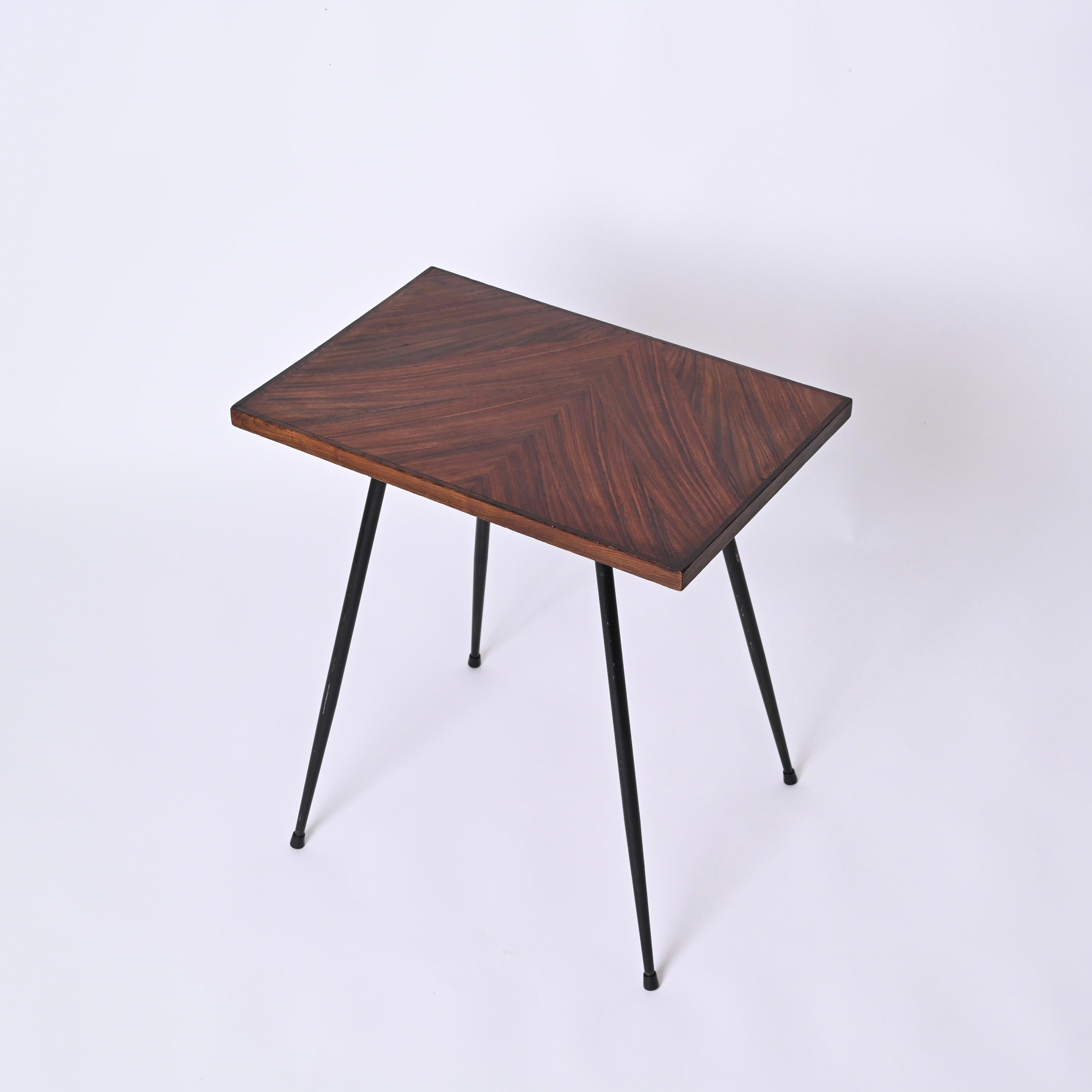 Italian Midcentury Rectangular Side Table in Teak Wood and Enameled Metal, 1950s For Sale 10