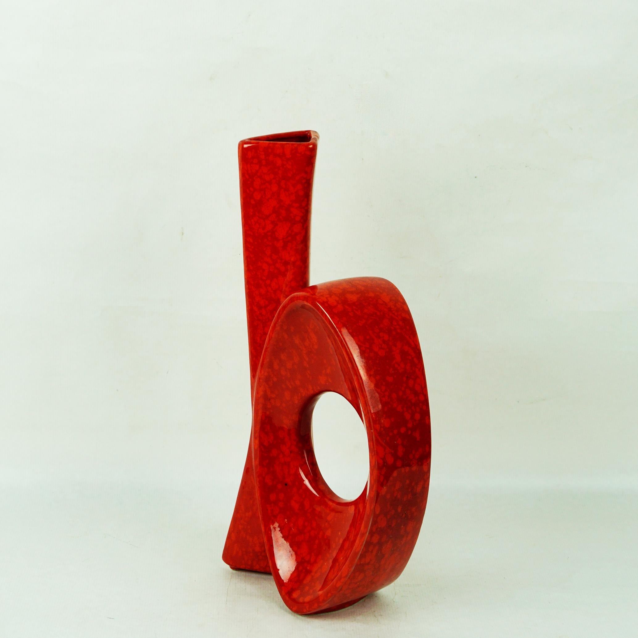Italian Midcentury Red Ceramic Vase by Roberto Rigon for Bertoncello For Sale 3