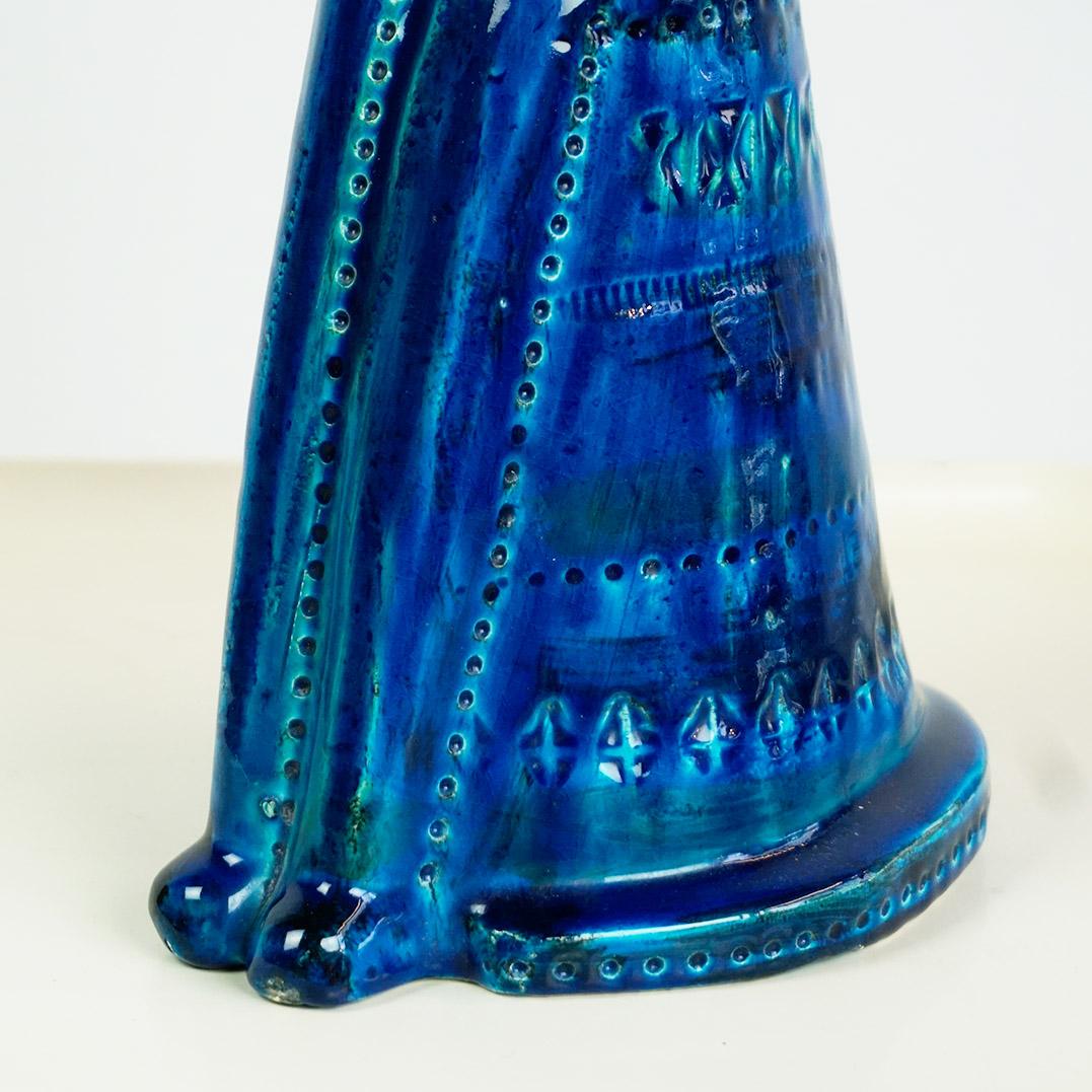 Gato de cerámica italiano de mediados de siglo Rimini Blu de Aldo Londi para Bitossi en Bueno estado para la venta en Vienna, AT