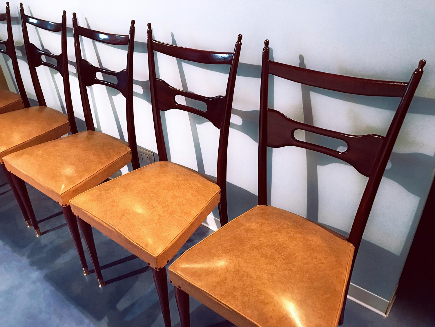 Italian Mid-Century Dining Room Set Paolo Buffa style, 1950s 10