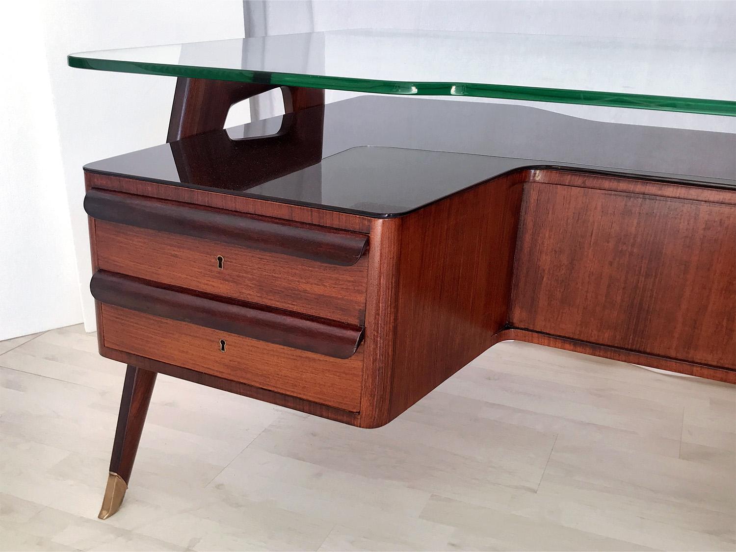 Italian Midcentury Rosewood Executive Desk by Vittorio Dassi, 1950s 13