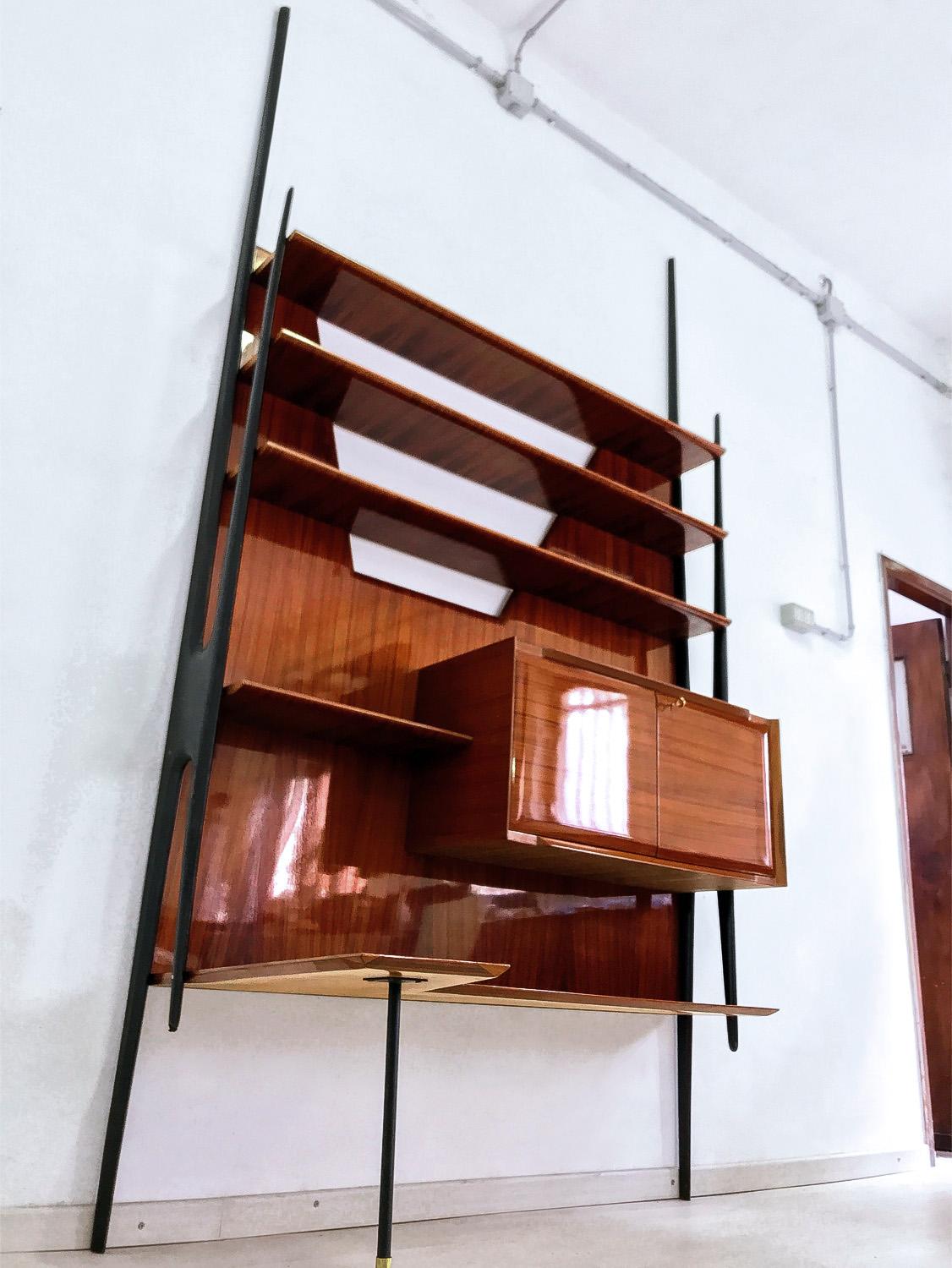 Mid-Century Modern Italian Mid-Century Wall Unit or Bookcase by Vittorio Dassi, 1950s