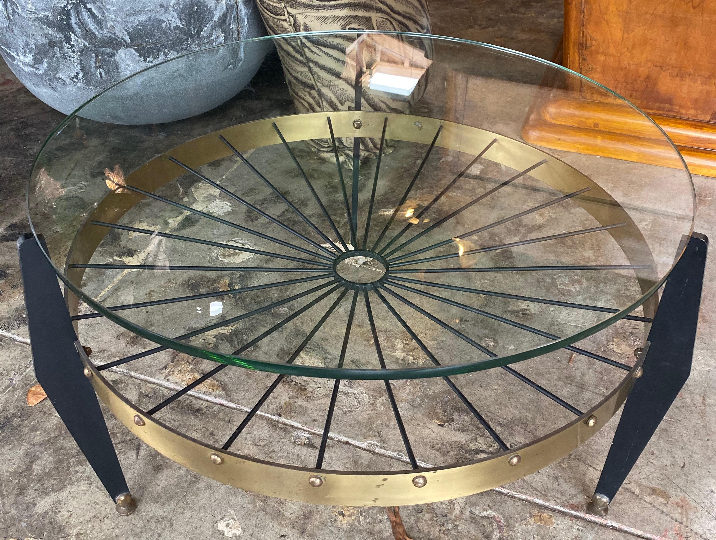 Mid-20th Century Italian Midcentury Round Coffee Table in Glass and Brass, 1960s