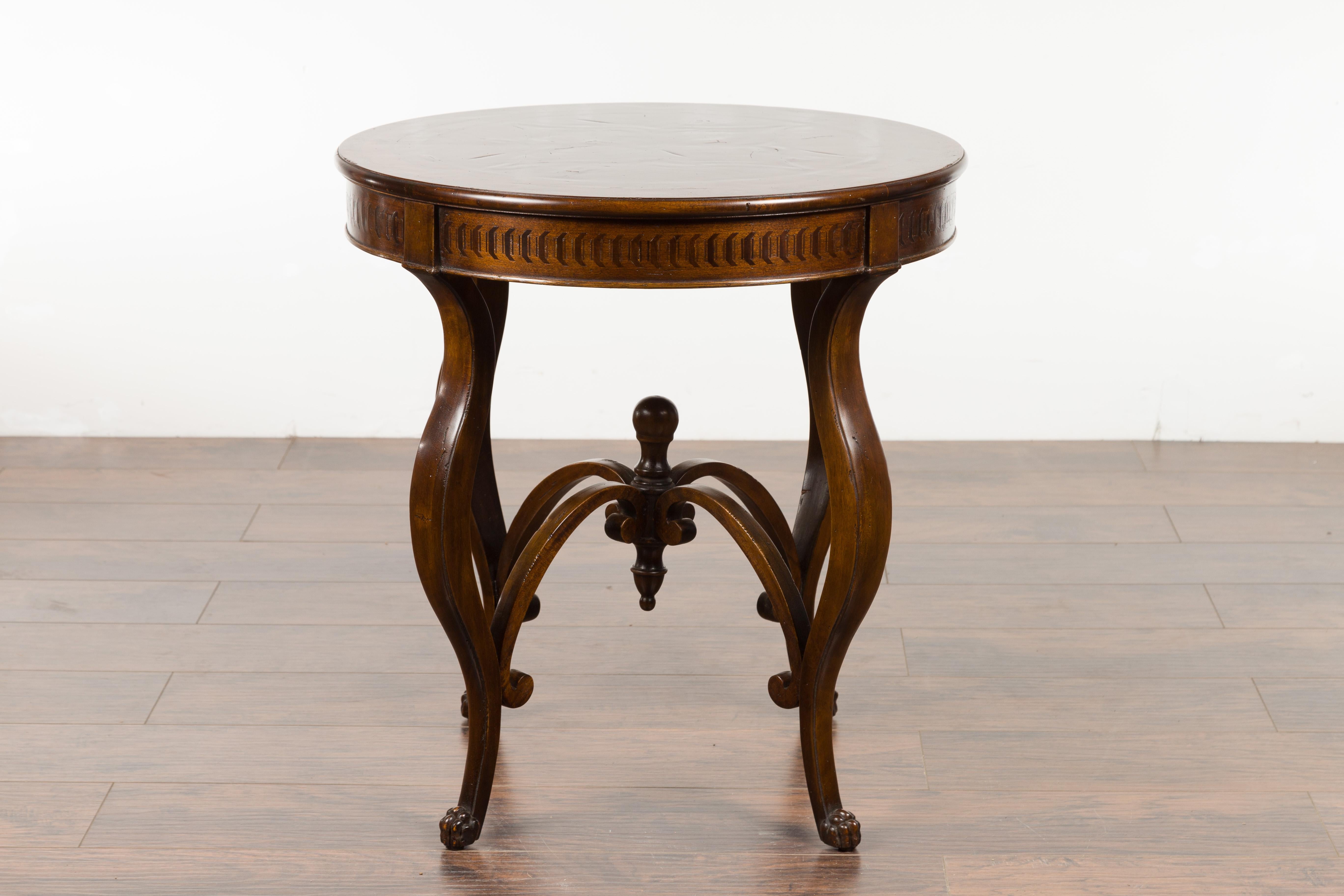 Italian Midcentury Round Top Side Table with Inlaid Decor and Cabriole Legs 3