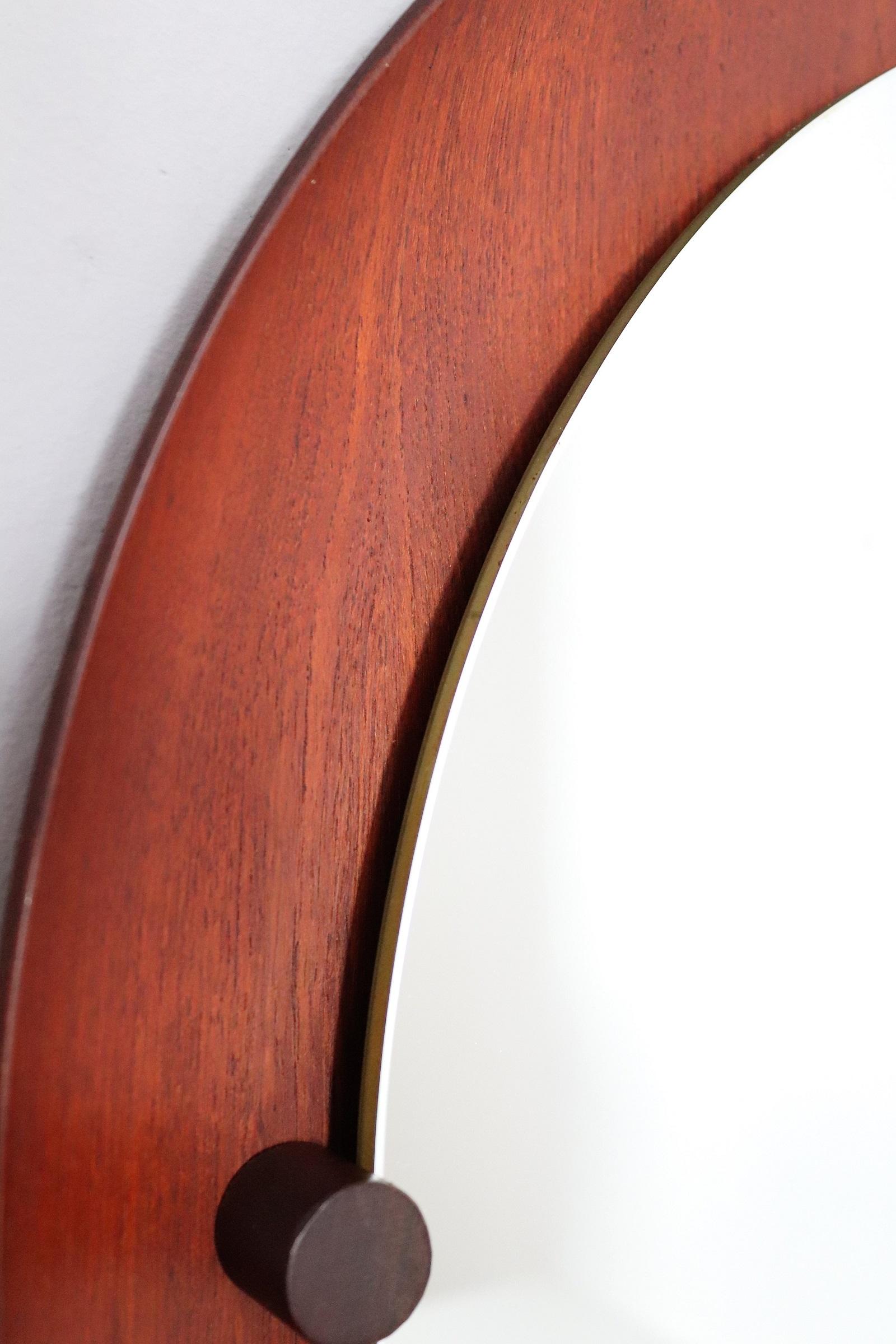 Mid-Century Modern Italian Midcentury Round Wall Mirror in Teak, 1960s