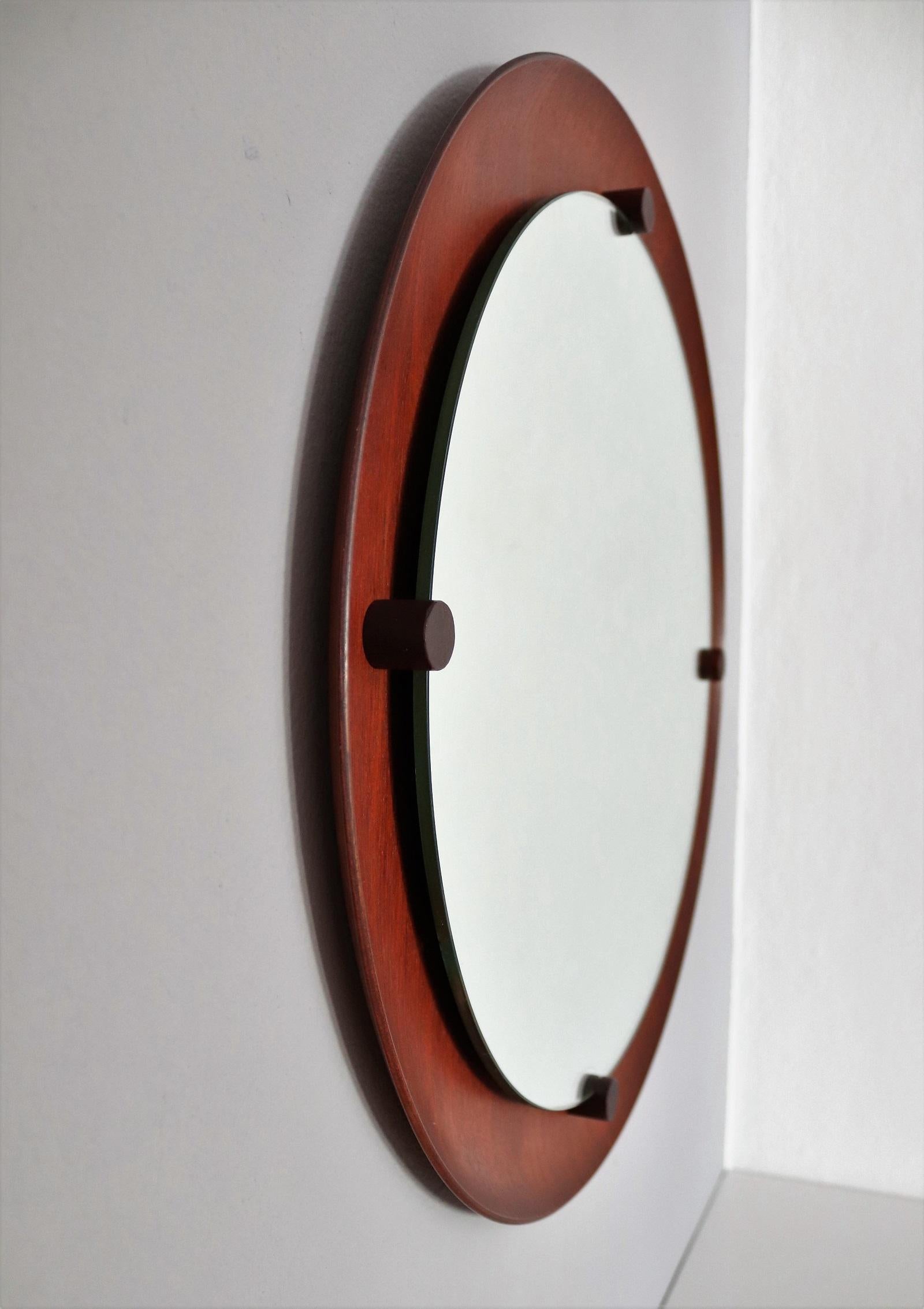 Italian Midcentury Round Wall Mirror in Teak, 1960s 4