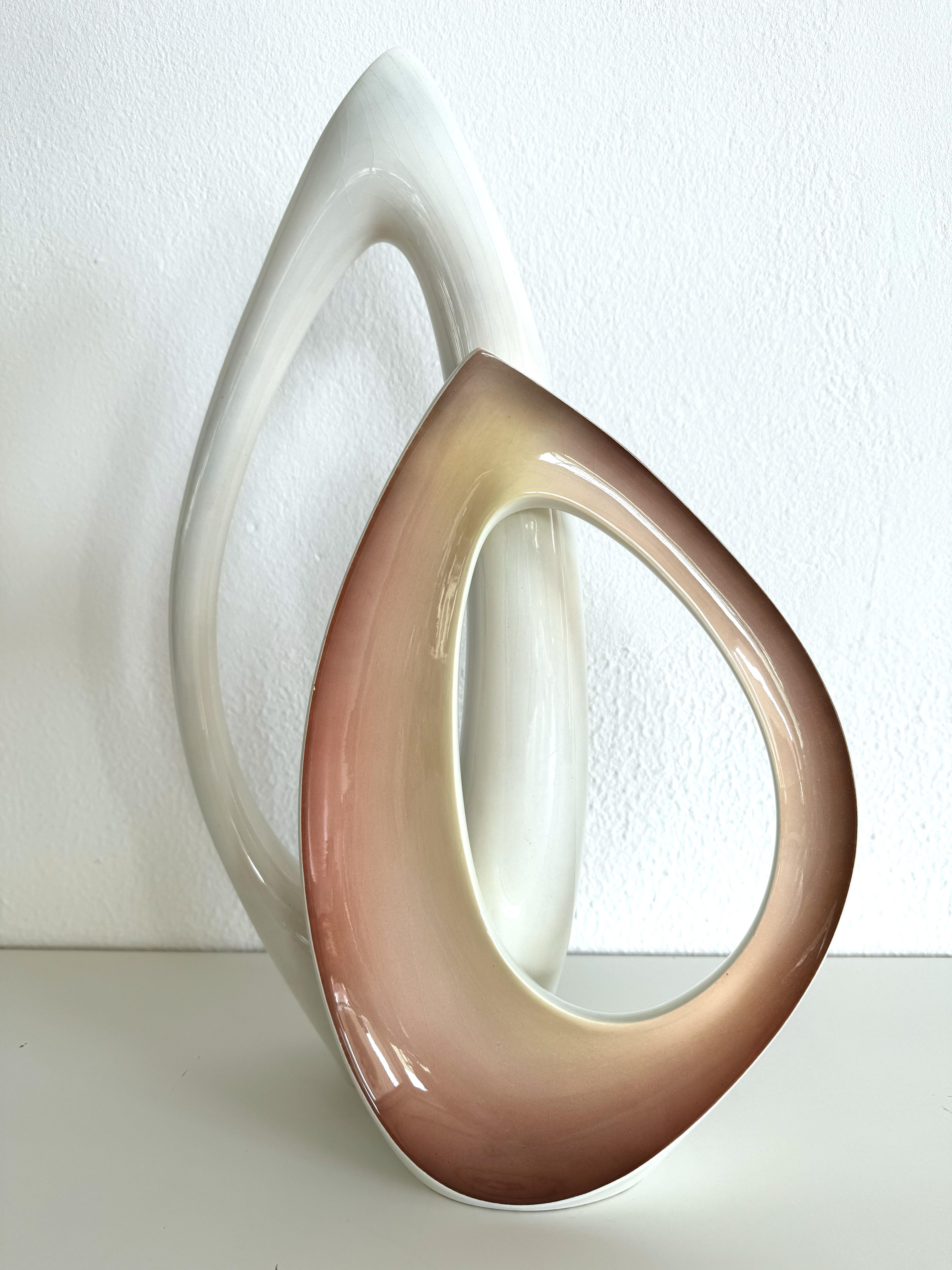 Italian Midcentury Sculptural Ceramic Vase by VIBI Torino, 1950s in vendita 4