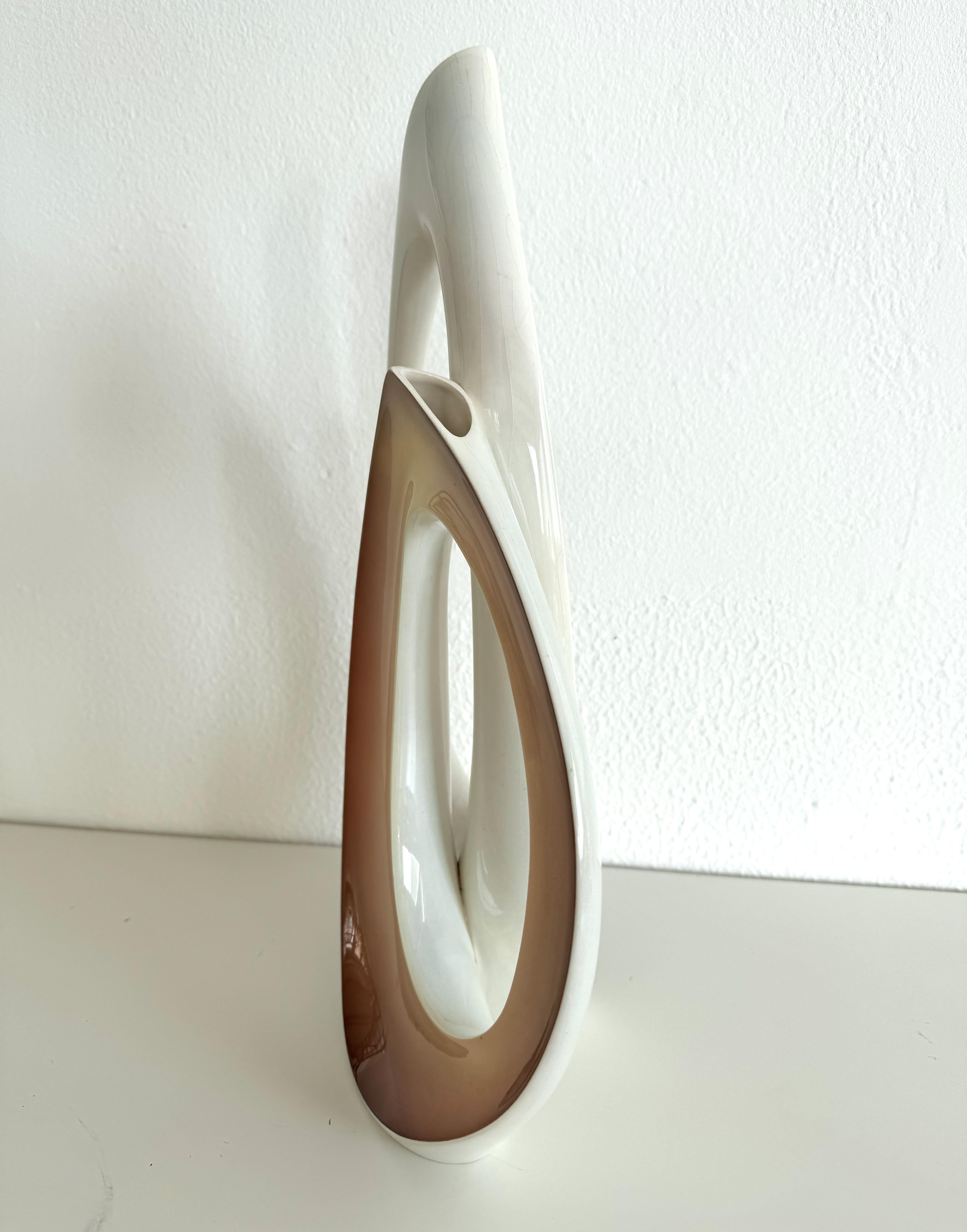 Italian Midcentury Sculptural Ceramic Vase by VIBI Torino, 1950s in vendita 7