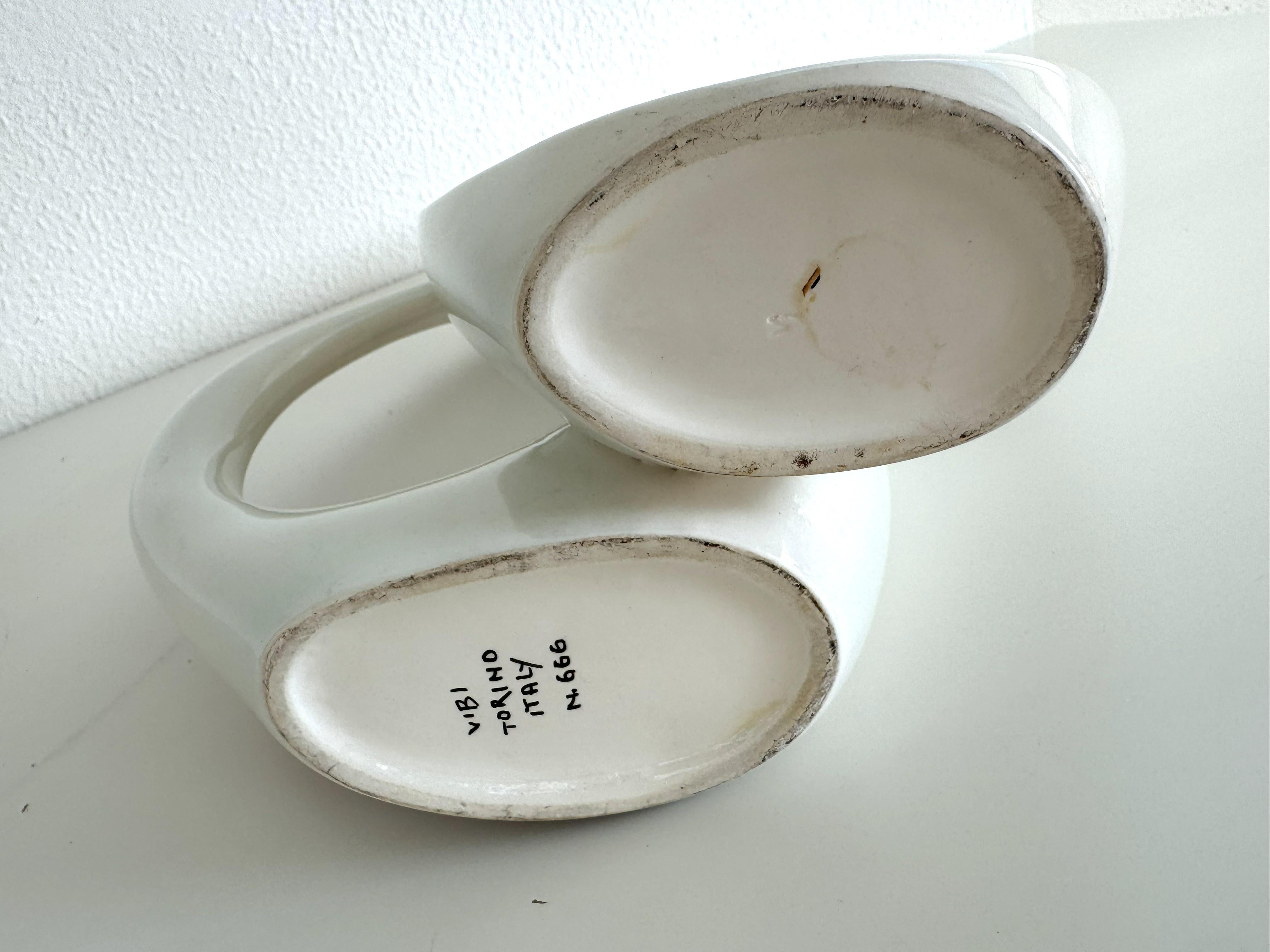 Italian Midcentury Sculptural Ceramic Vase by VIBI Torino, 1950s In condizioni buone in vendita a Morazzone, Varese